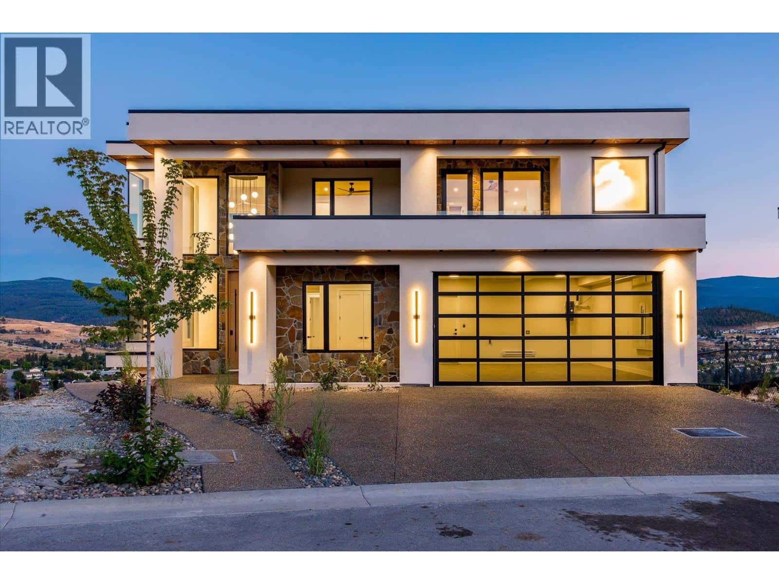 1082 Carnoustie Drive, photo 1