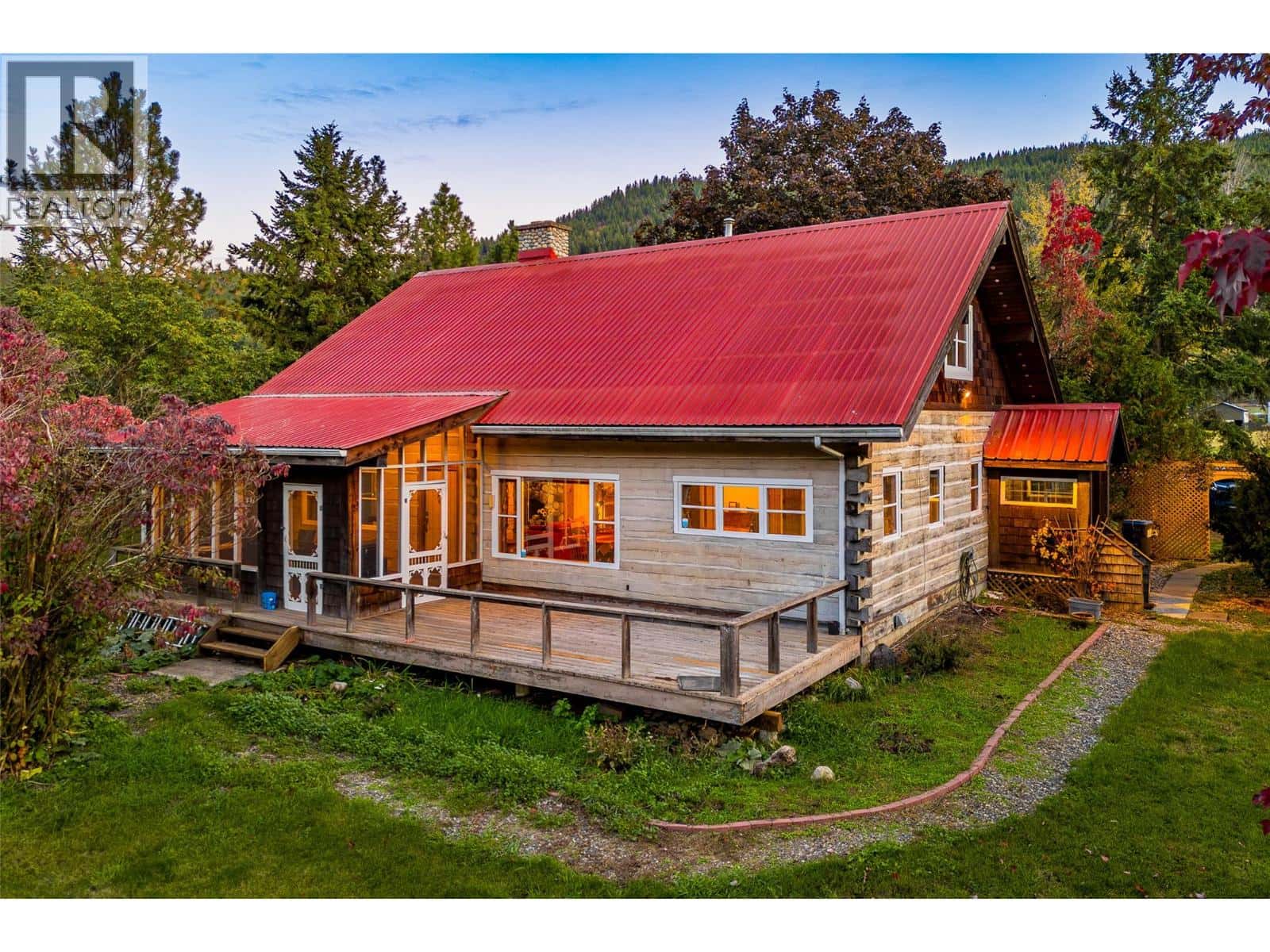 7001 Learmouth Road, photo 1