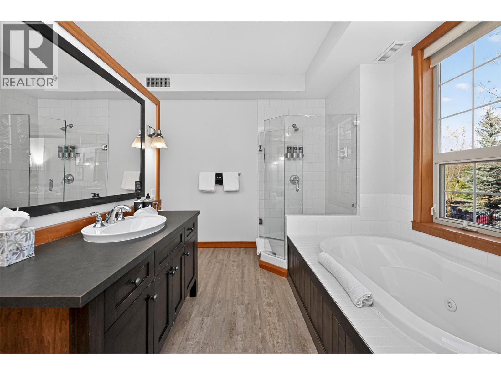 101 Village Centre Court Unit# 232 Lot# 6, photo 36