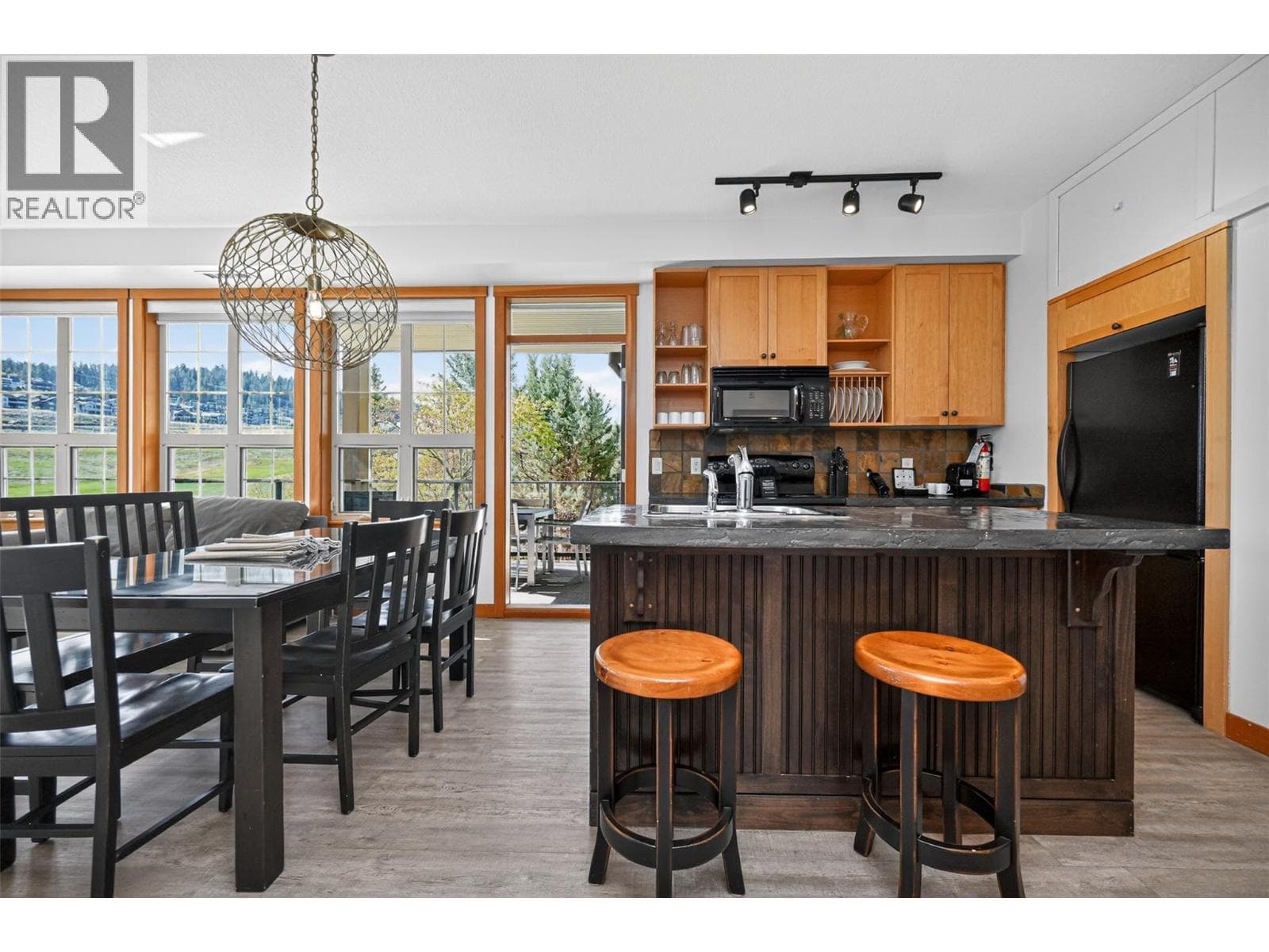 101 Village Centre Court Unit# 232 Lot# 6, photo 28