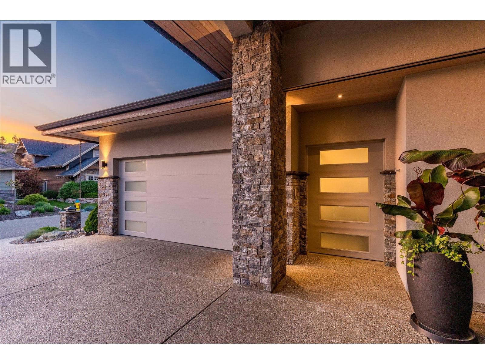 818 Brassey Place, photo 5