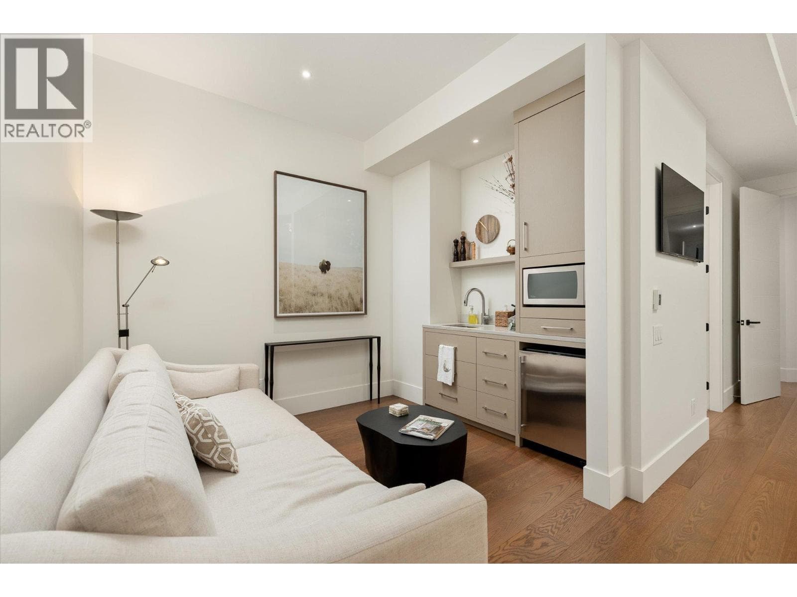 818 Brassey Place, photo 63