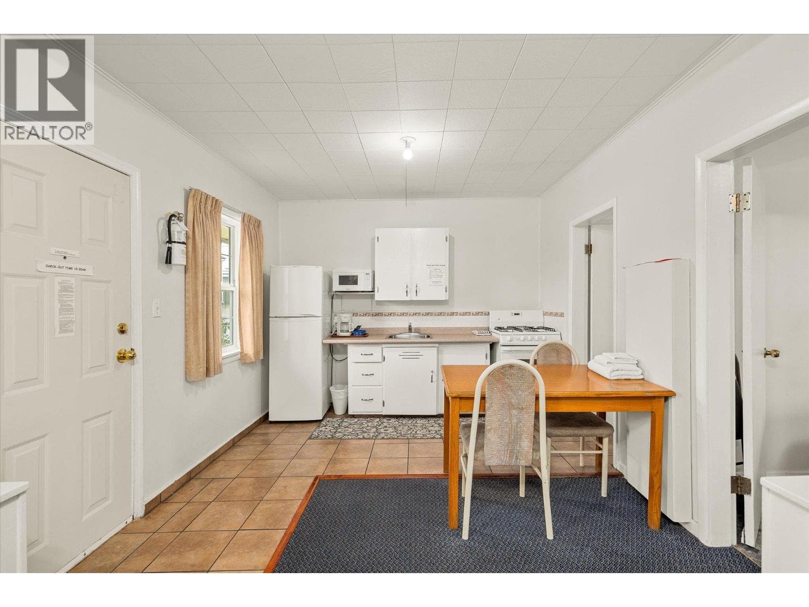7414 97 Street, photo 25