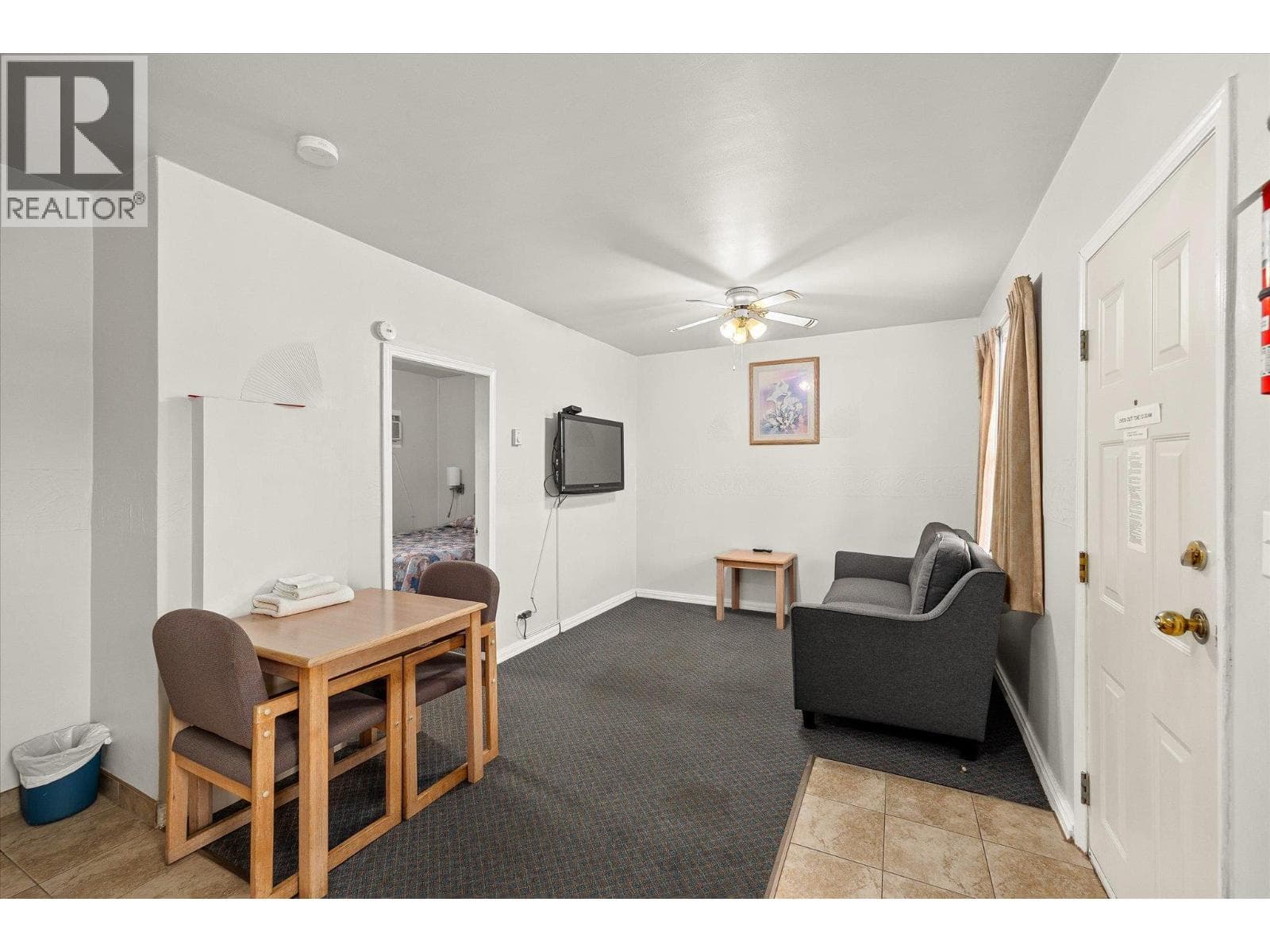 7414 97 Street, photo 16
