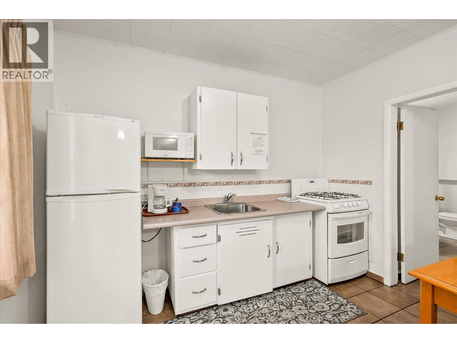 7414 97 Street, photo 26