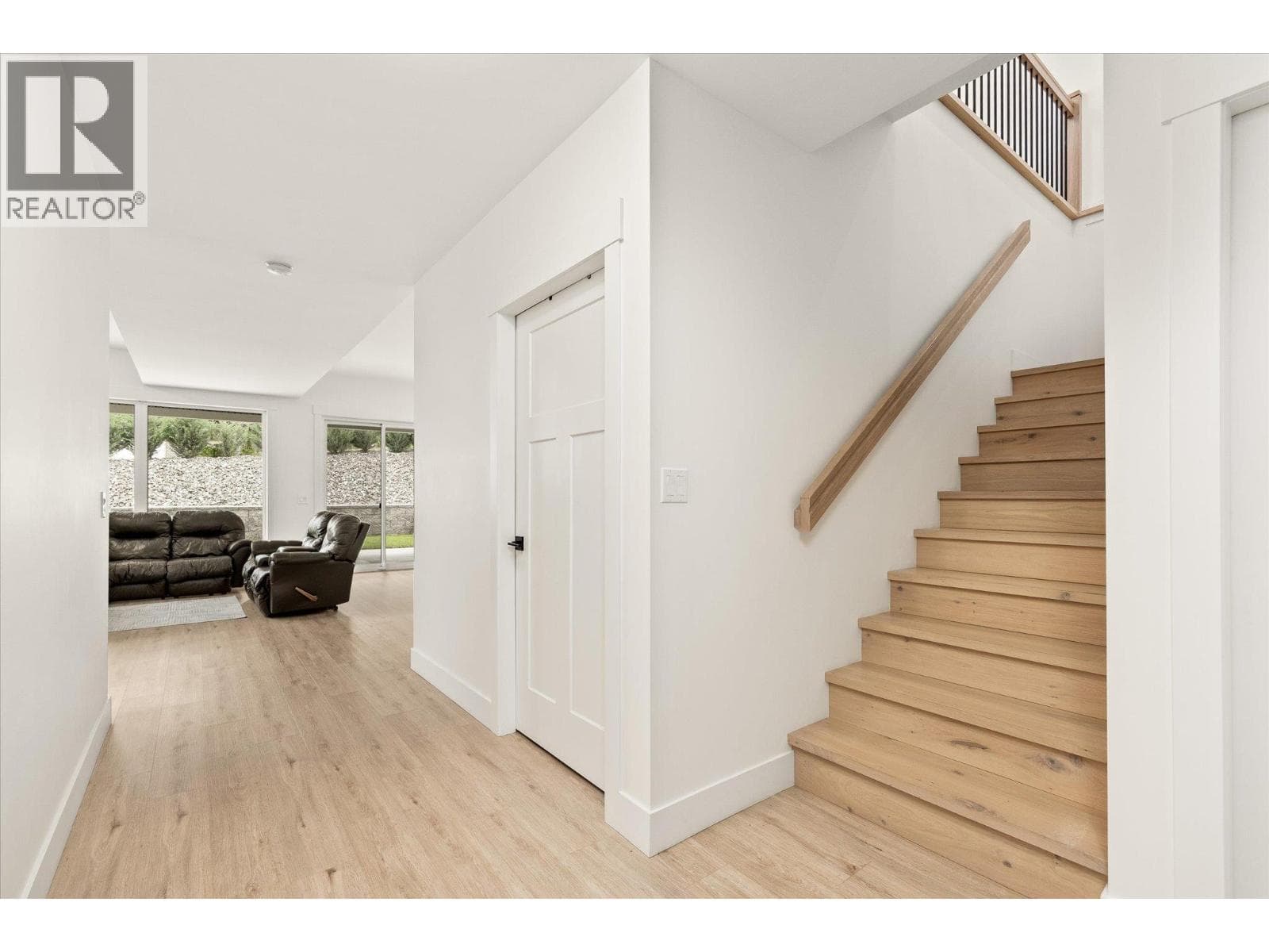 10285 Beacon Hill Drive, photo 25