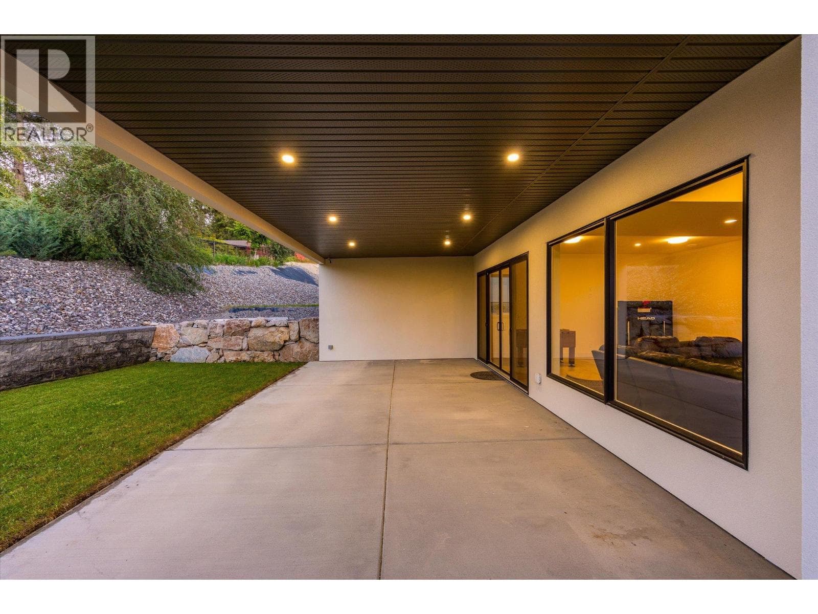 10285 Beacon Hill Drive, photo 40