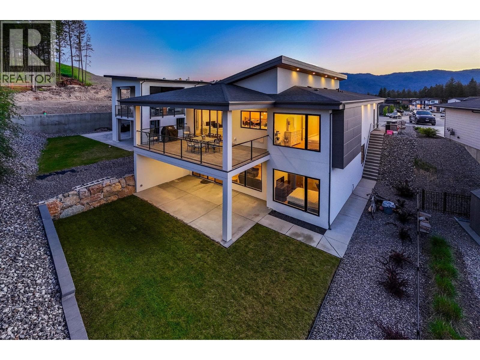 10285 Beacon Hill Drive, photo 44