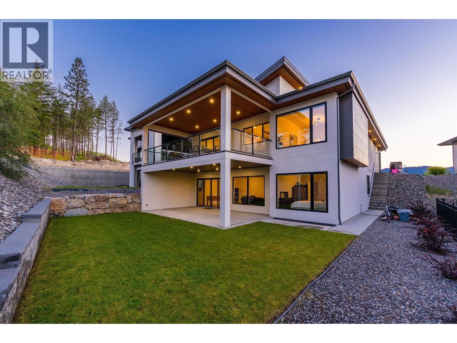 10285 Beacon Hill Drive, photo 2