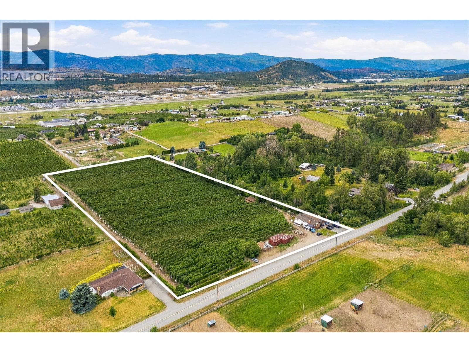 4280 Anderson Road, photo 2