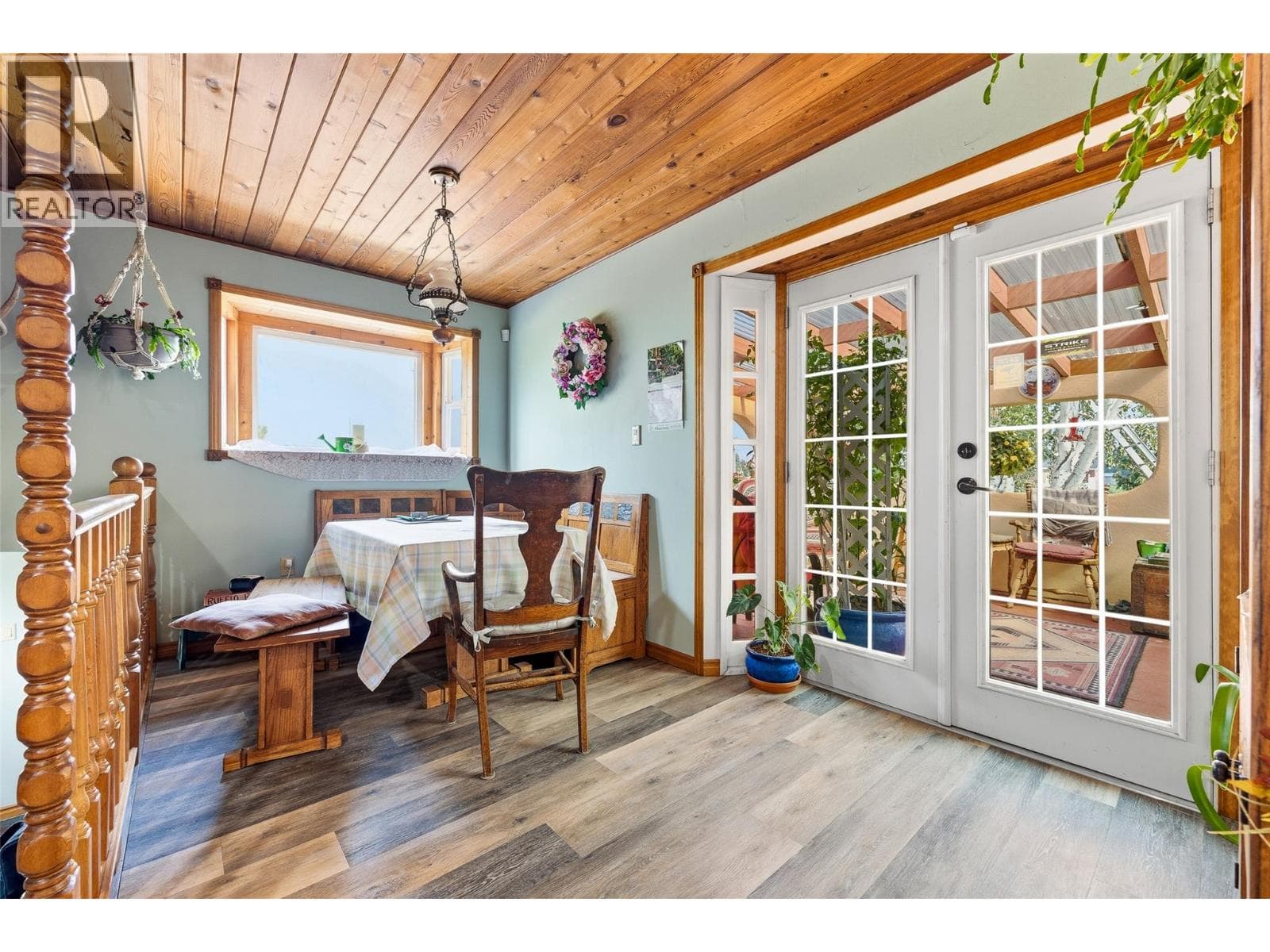 2249 Agar Road, photo 43