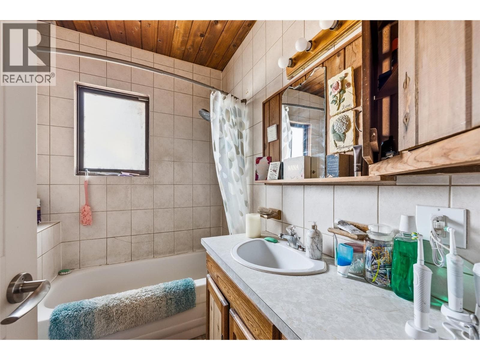 2249 Agar Road, photo 51