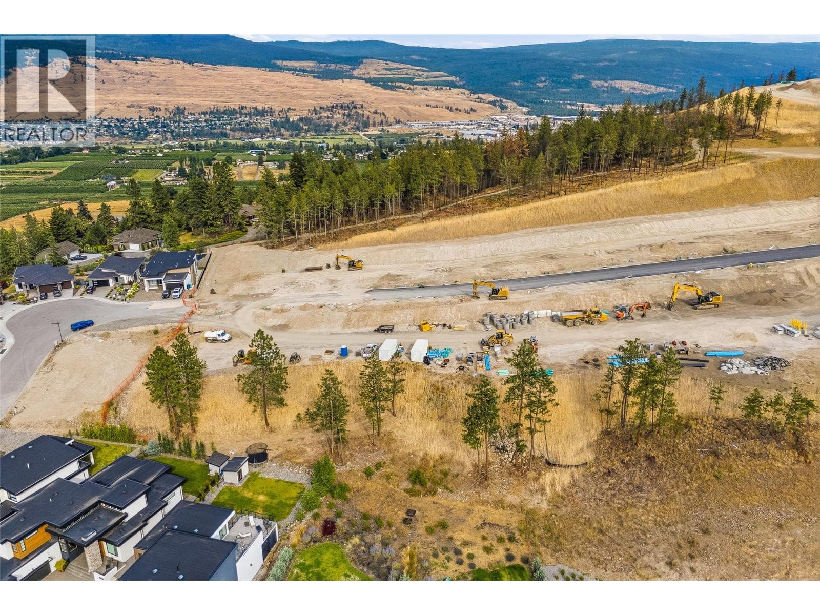 10305 Beacon Hill Drive, photo 15