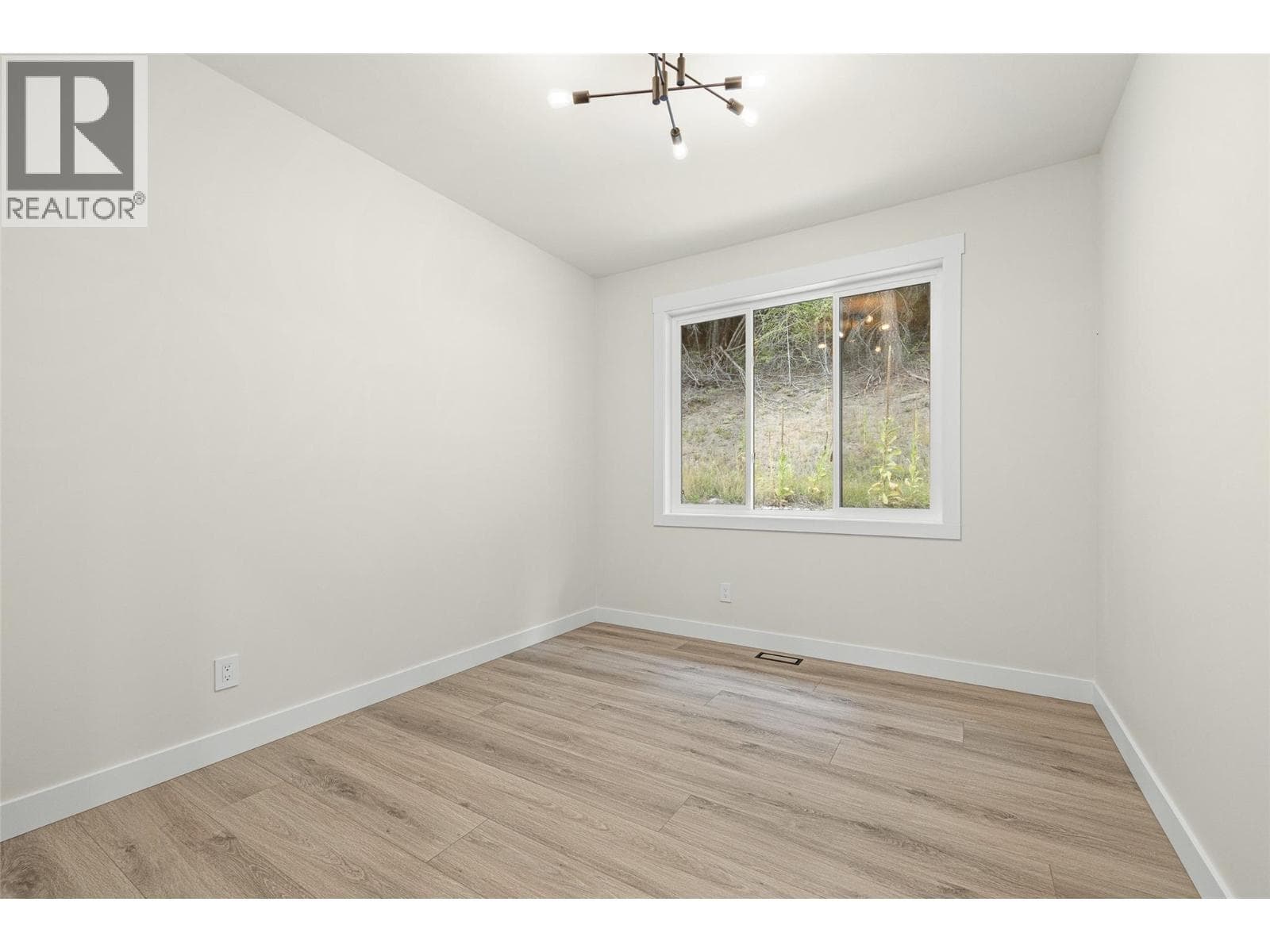 7863 Boulter Road, photo 32