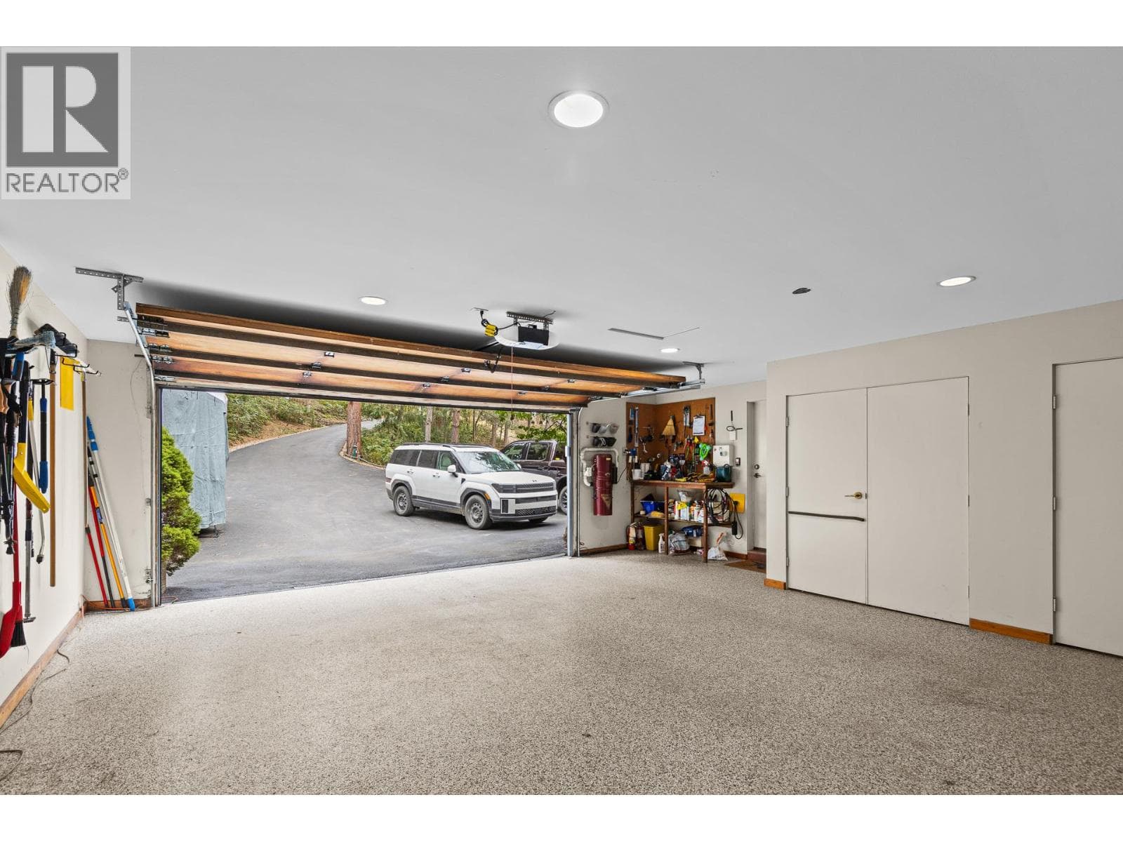 2765 Arthur Road, photo 80