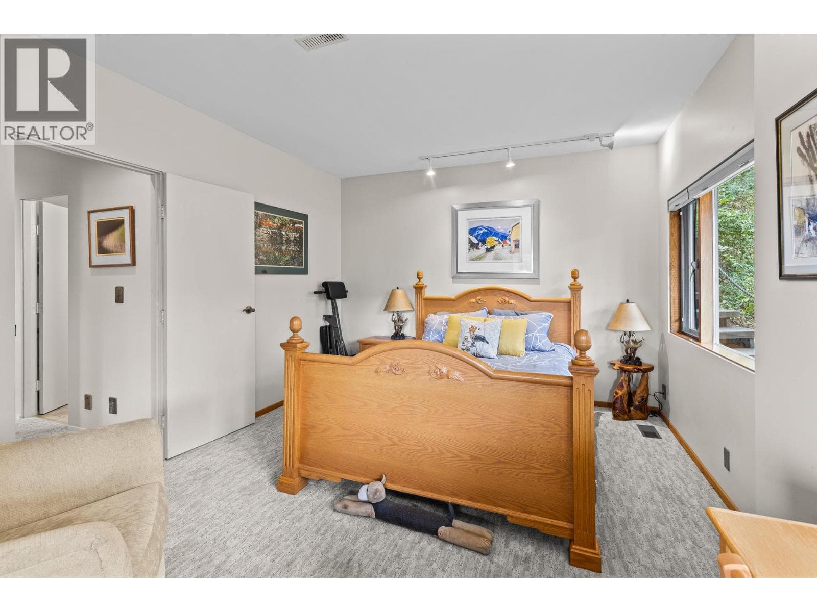 2765 Arthur Road, photo 46