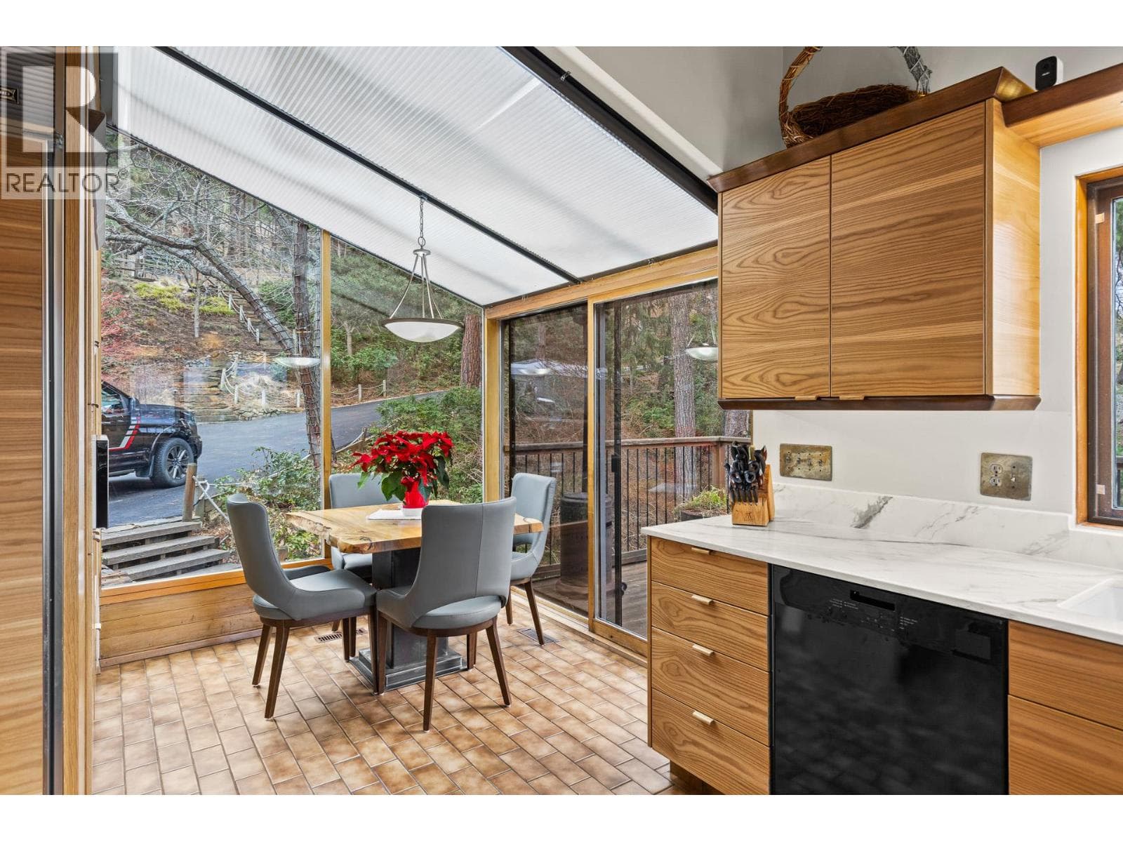 2765 Arthur Road, photo 18