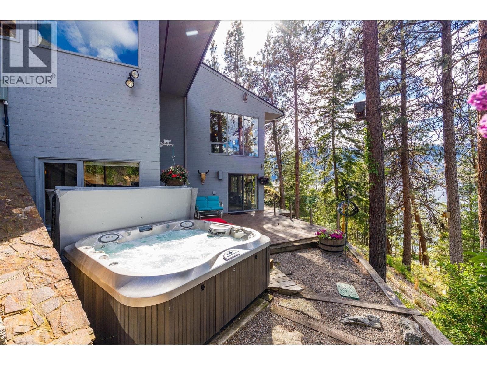2765 Arthur Road, photo 54