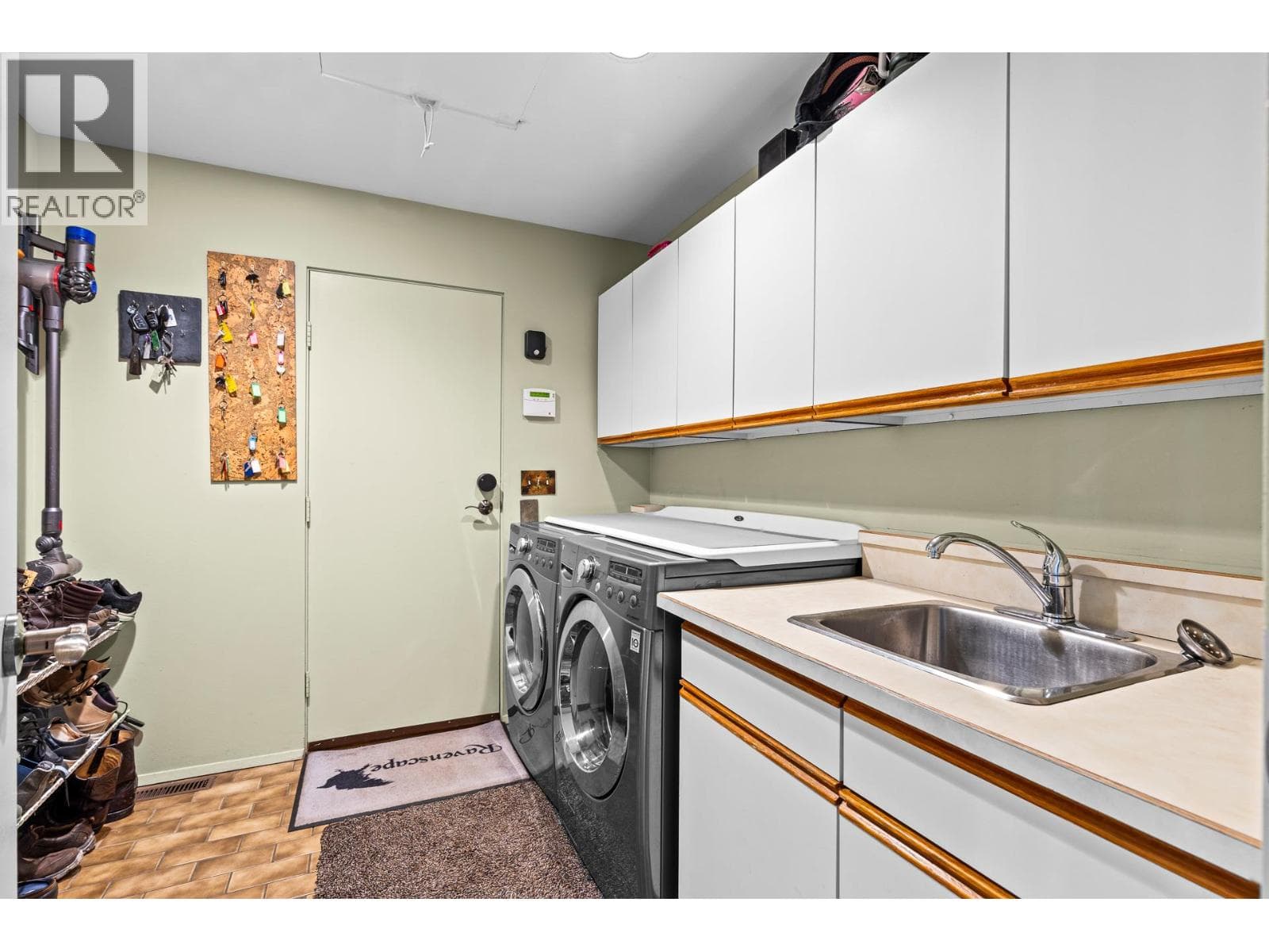 2765 Arthur Road, photo 48