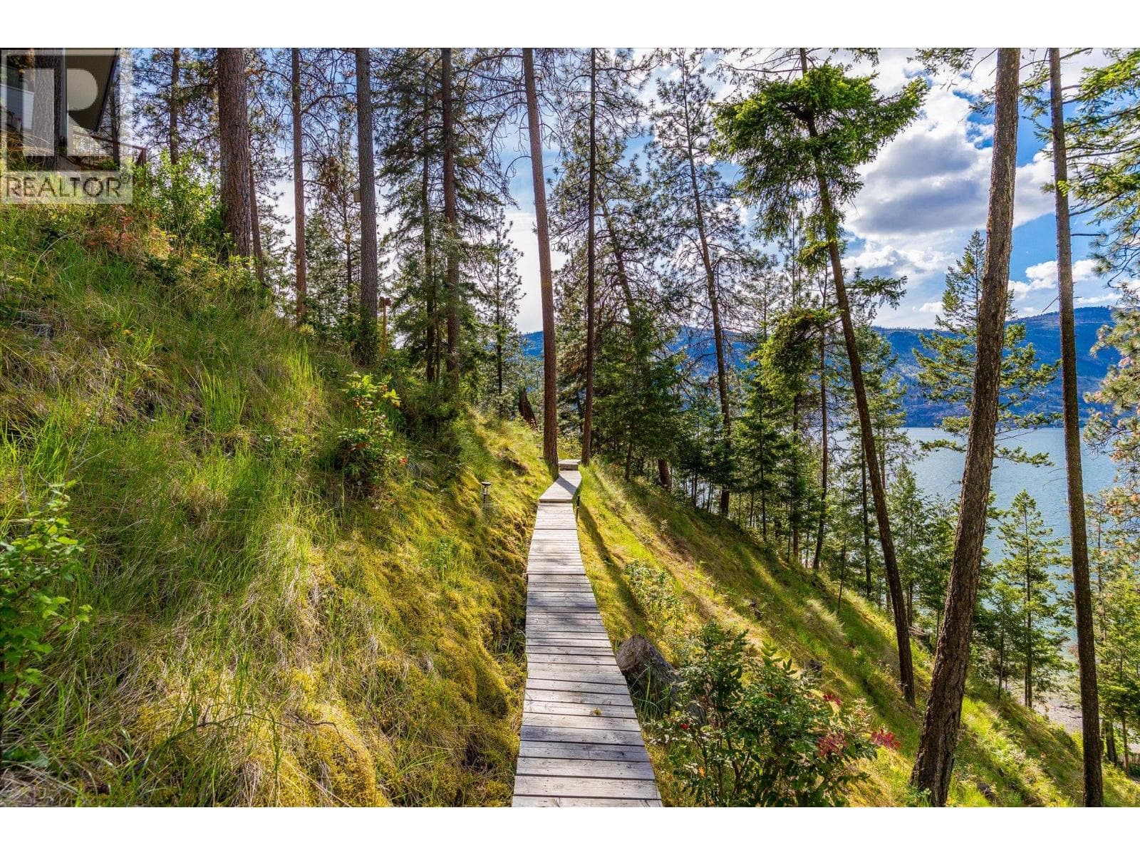 2765 Arthur Road, photo 65