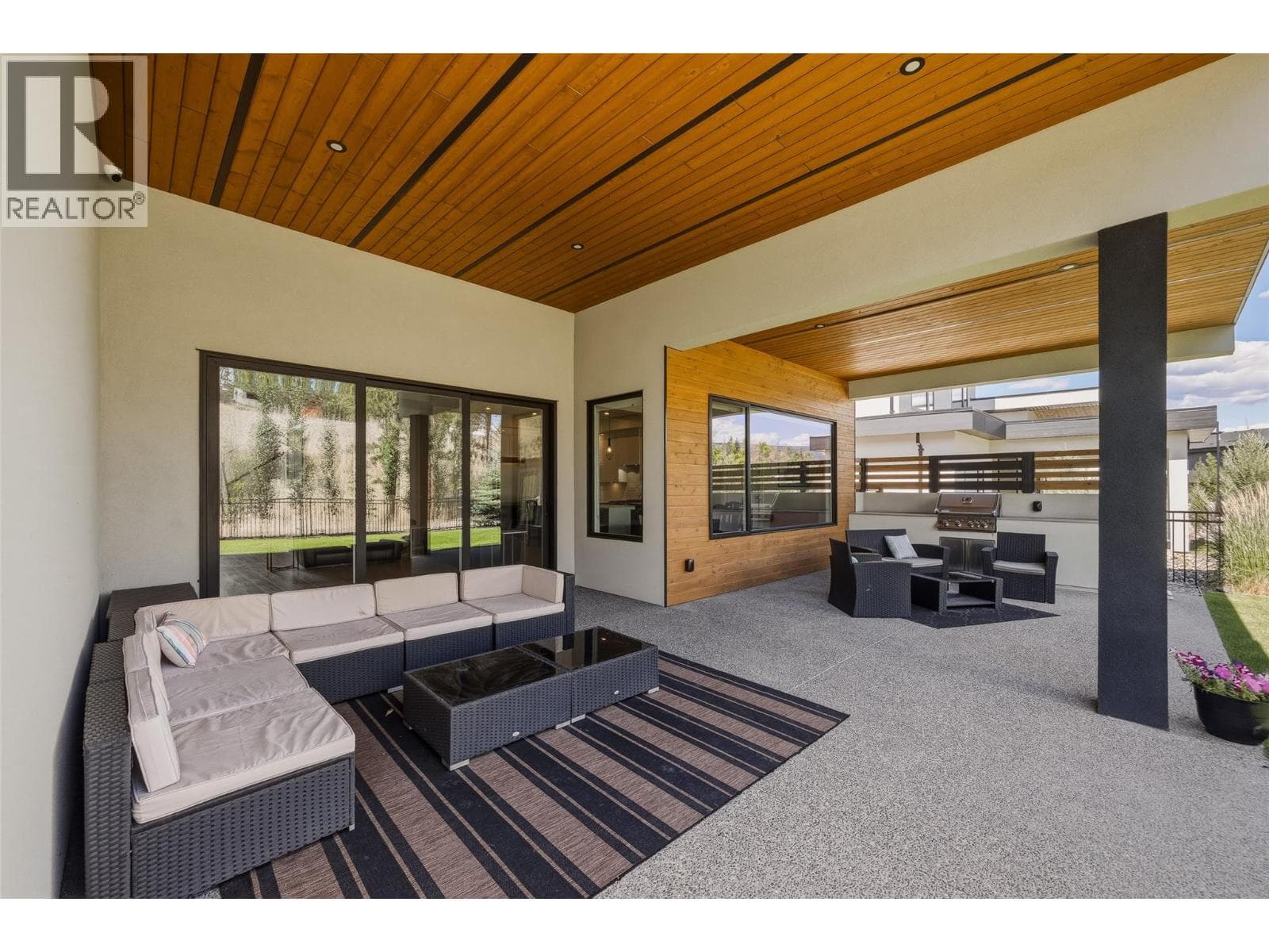 10245 Beacon Hill Drive, photo 61