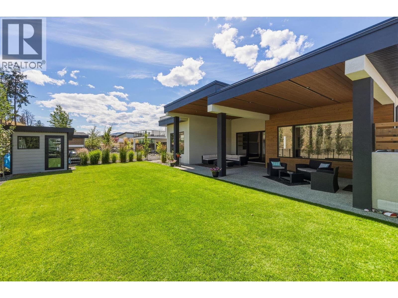 10245 Beacon Hill Drive, photo 68