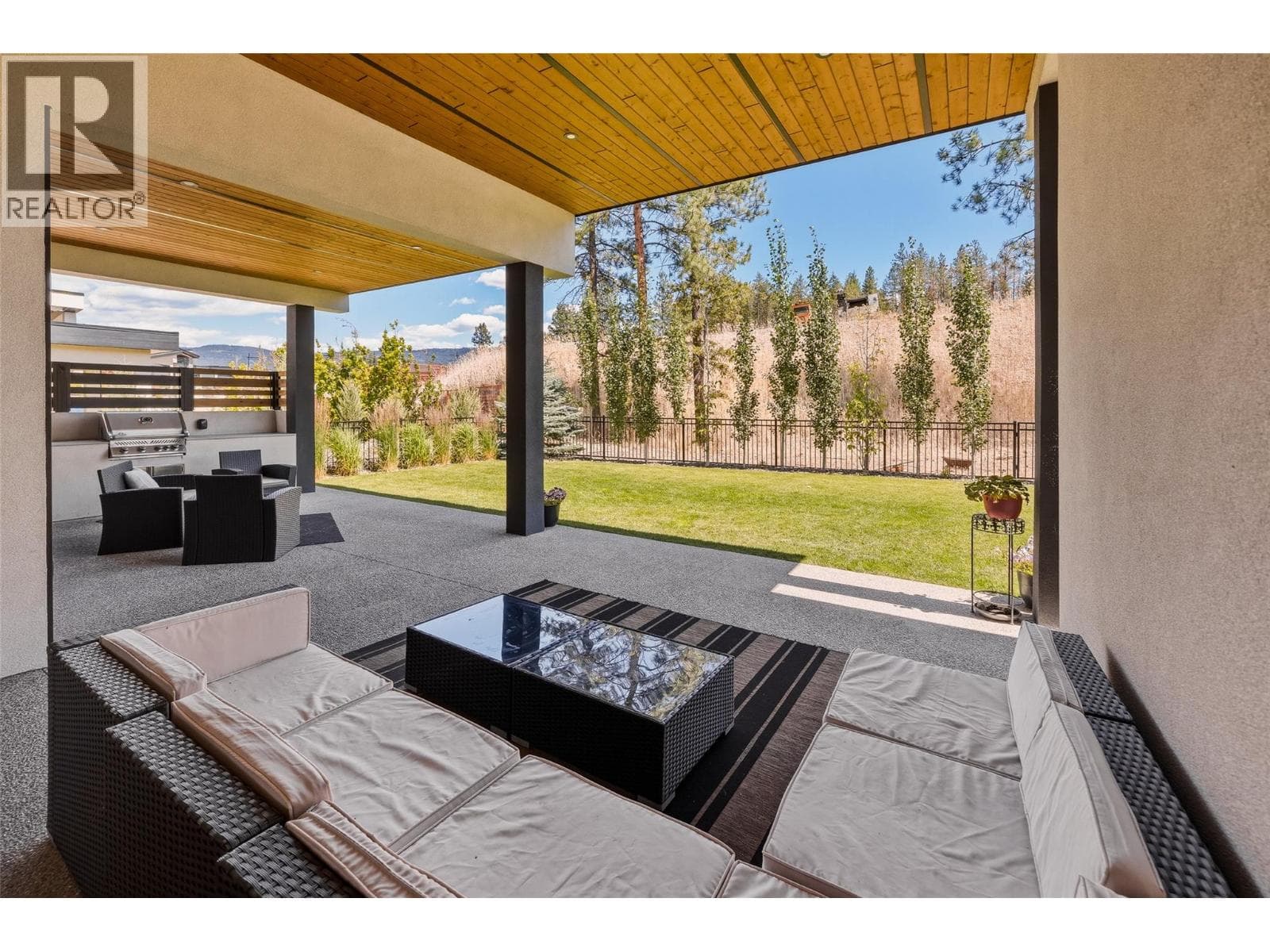 10245 Beacon Hill Drive, photo 63