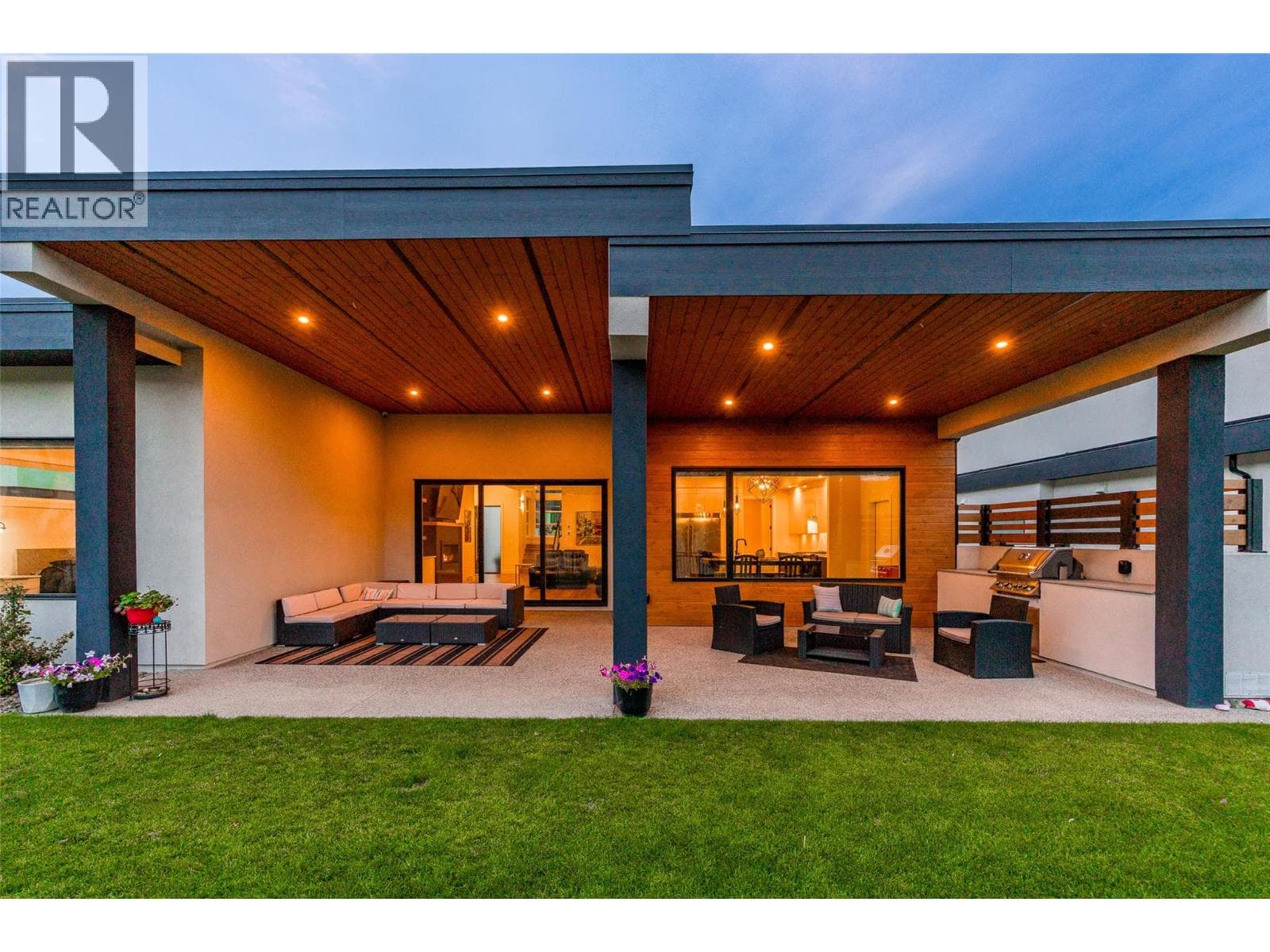 10245 Beacon Hill Drive, photo 10