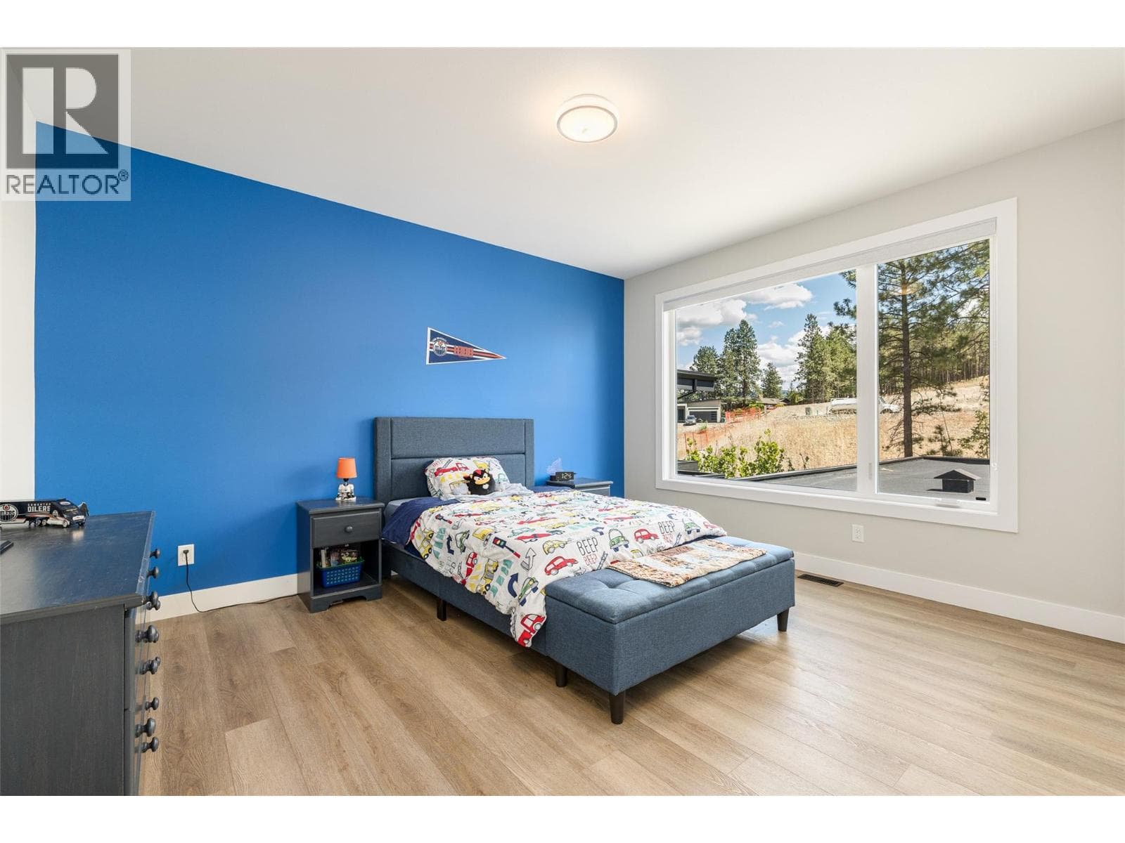 10245 Beacon Hill Drive, photo 58