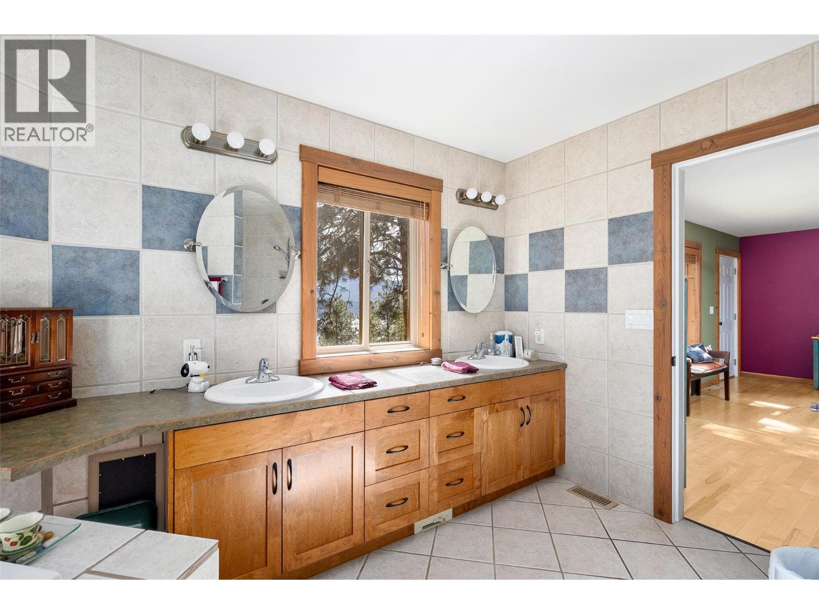 17142 Commonage Road, photo 29
