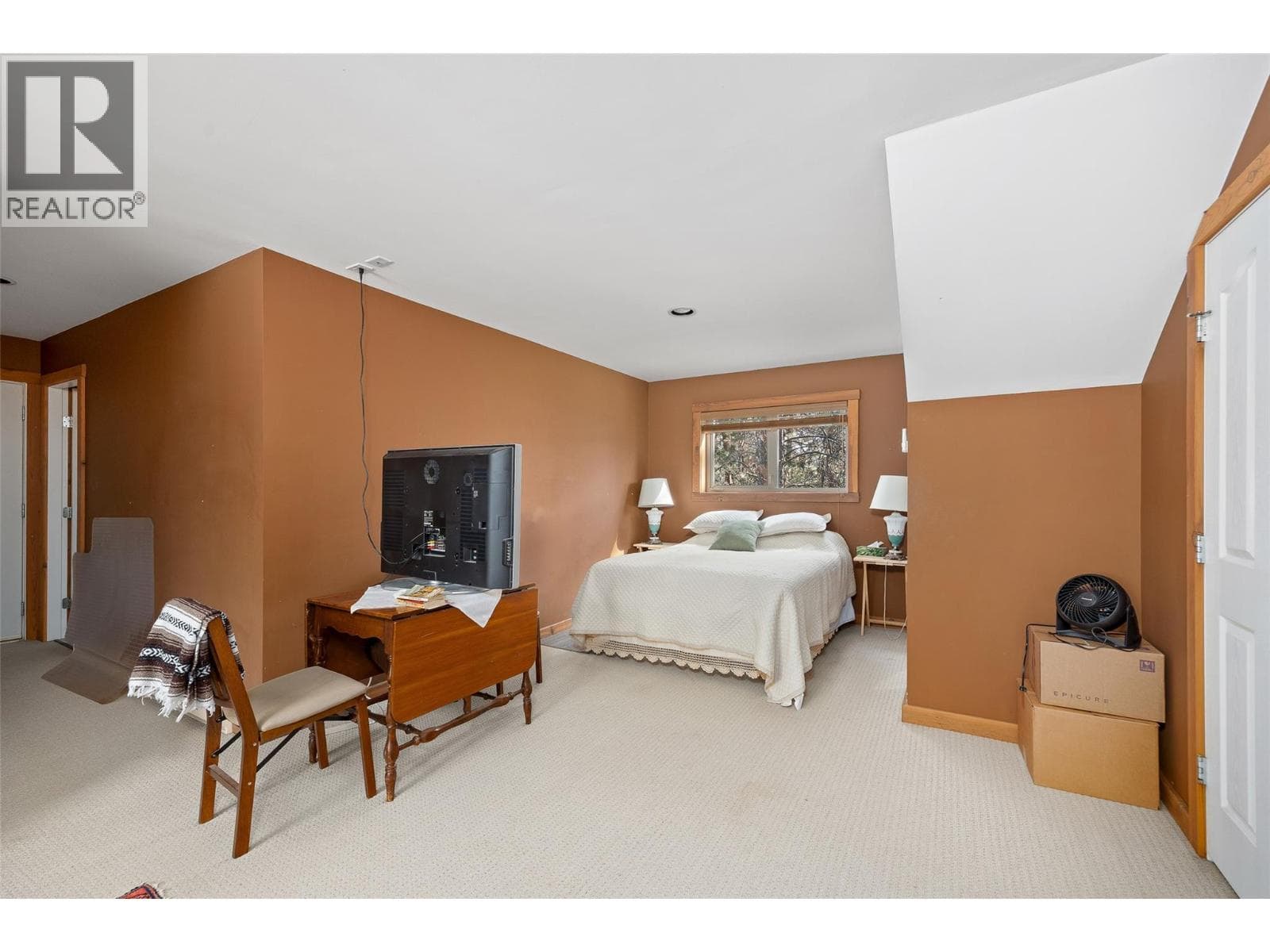 17142 Commonage Road, photo 31