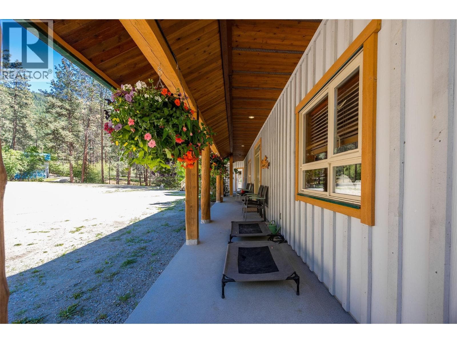 17142 Commonage Road, photo 42