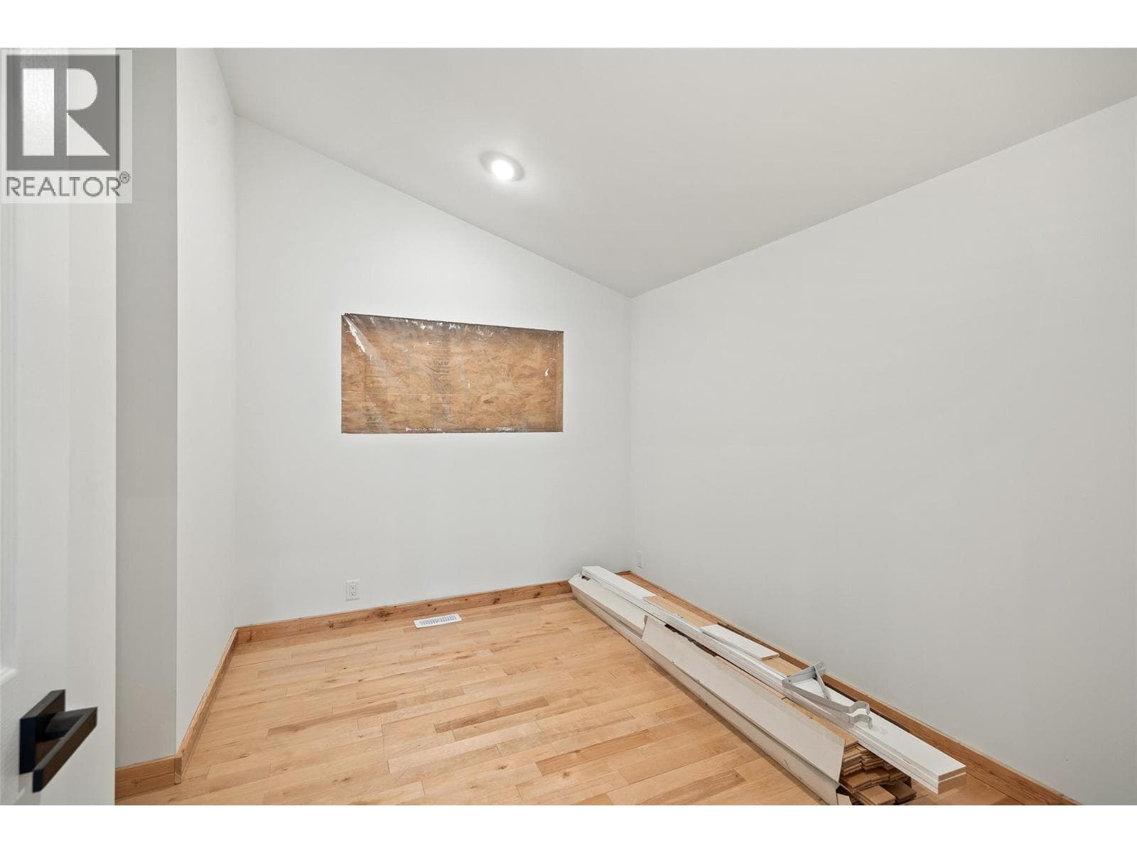 17142 Commonage Road, photo 48