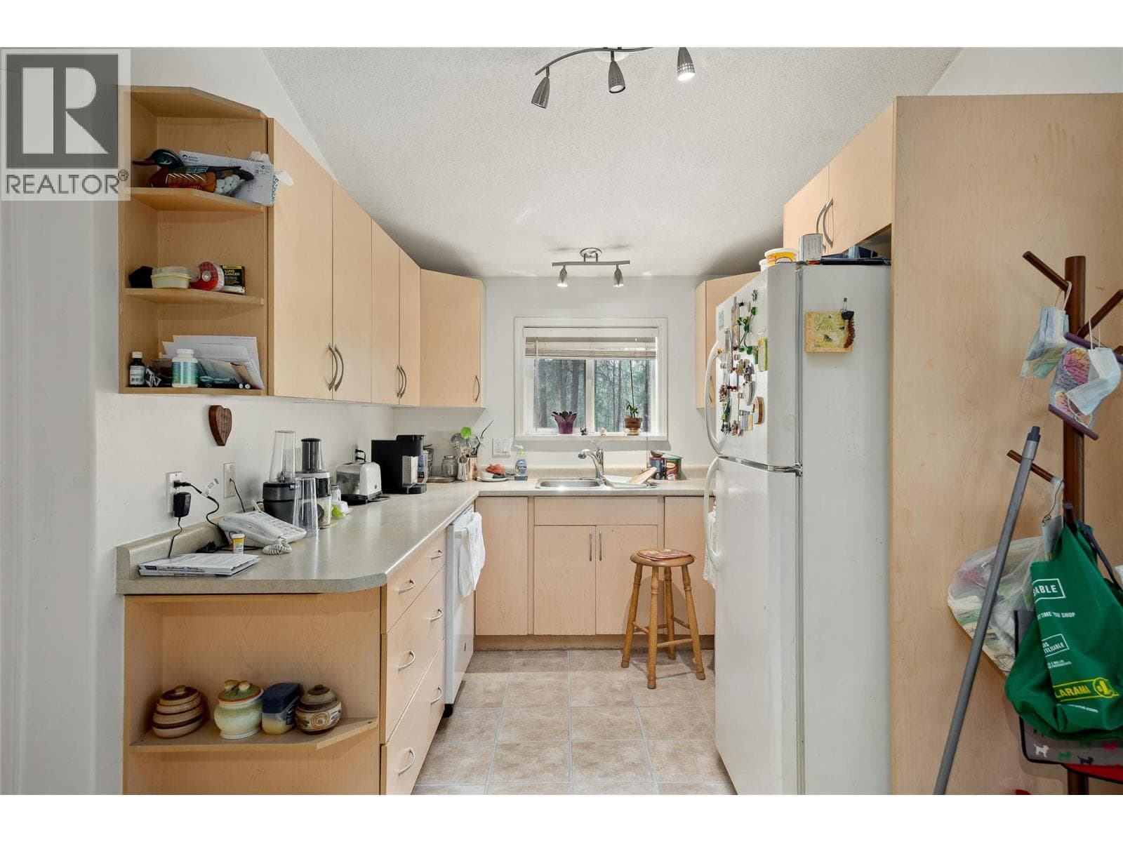 17142 Commonage Road, photo 57