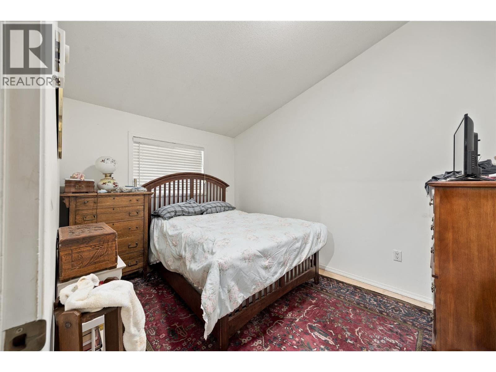 17142 Commonage Road, photo 59