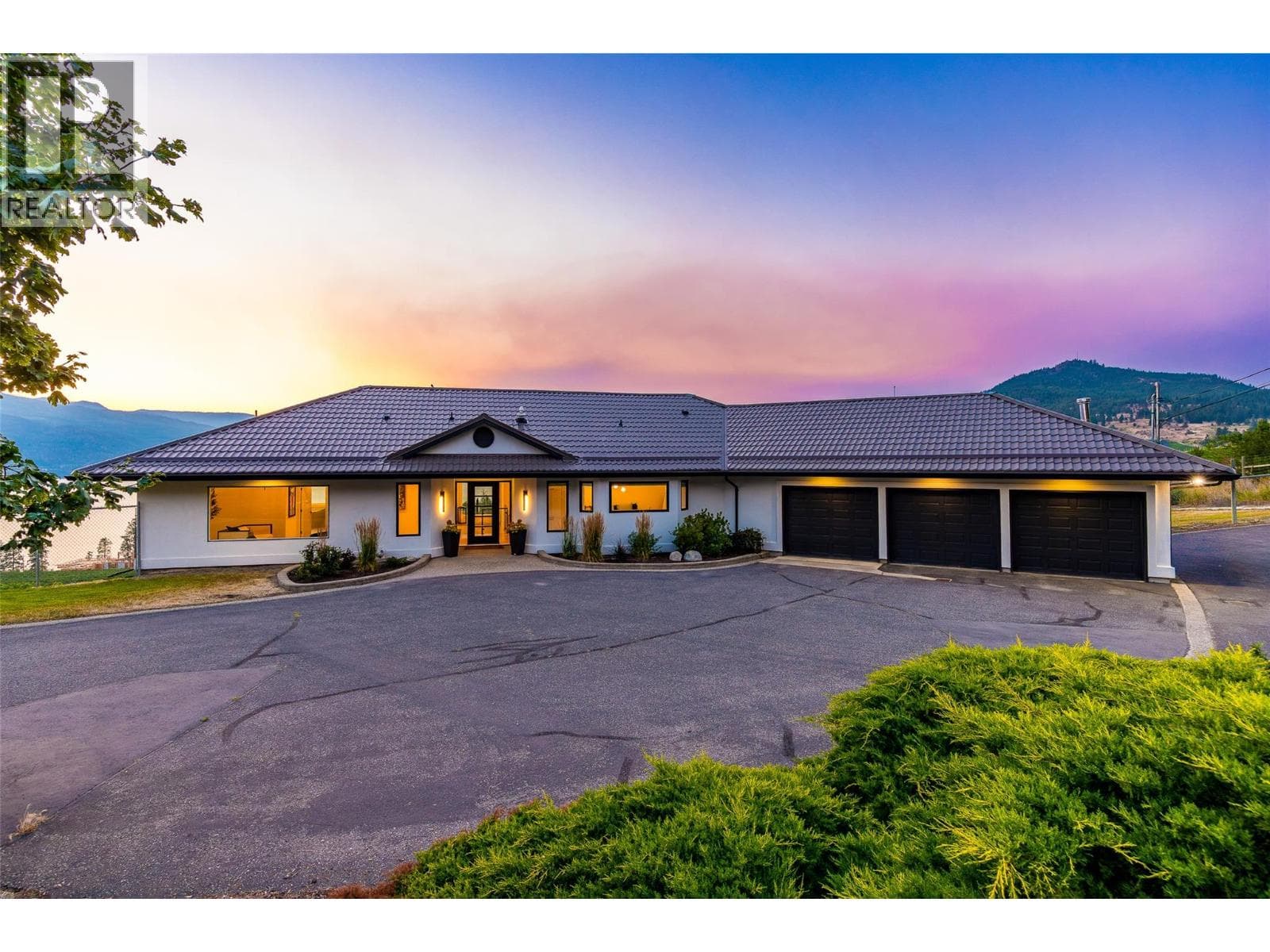 1090 Camp Road, photo 6