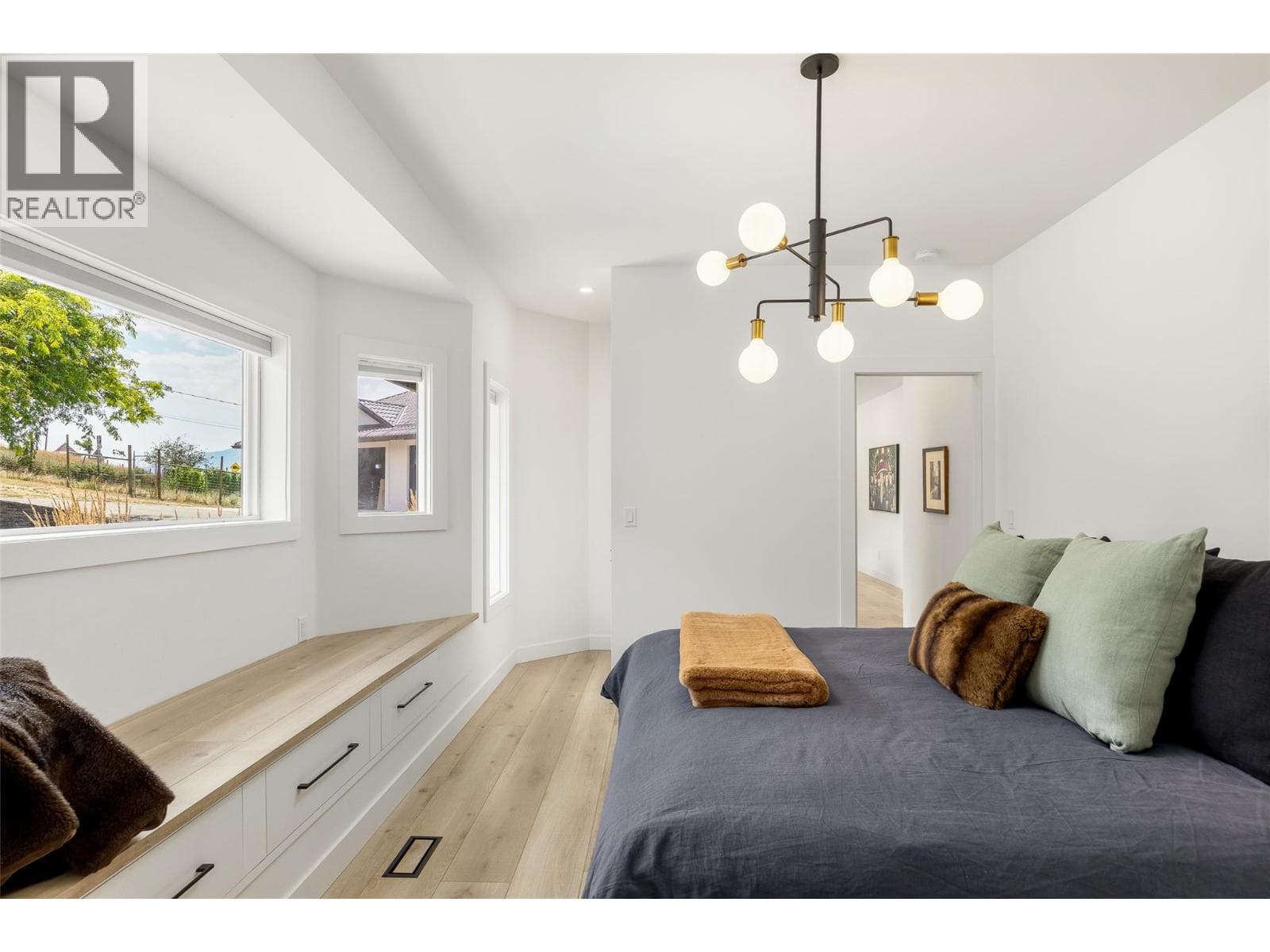 1090 Camp Road, photo 38