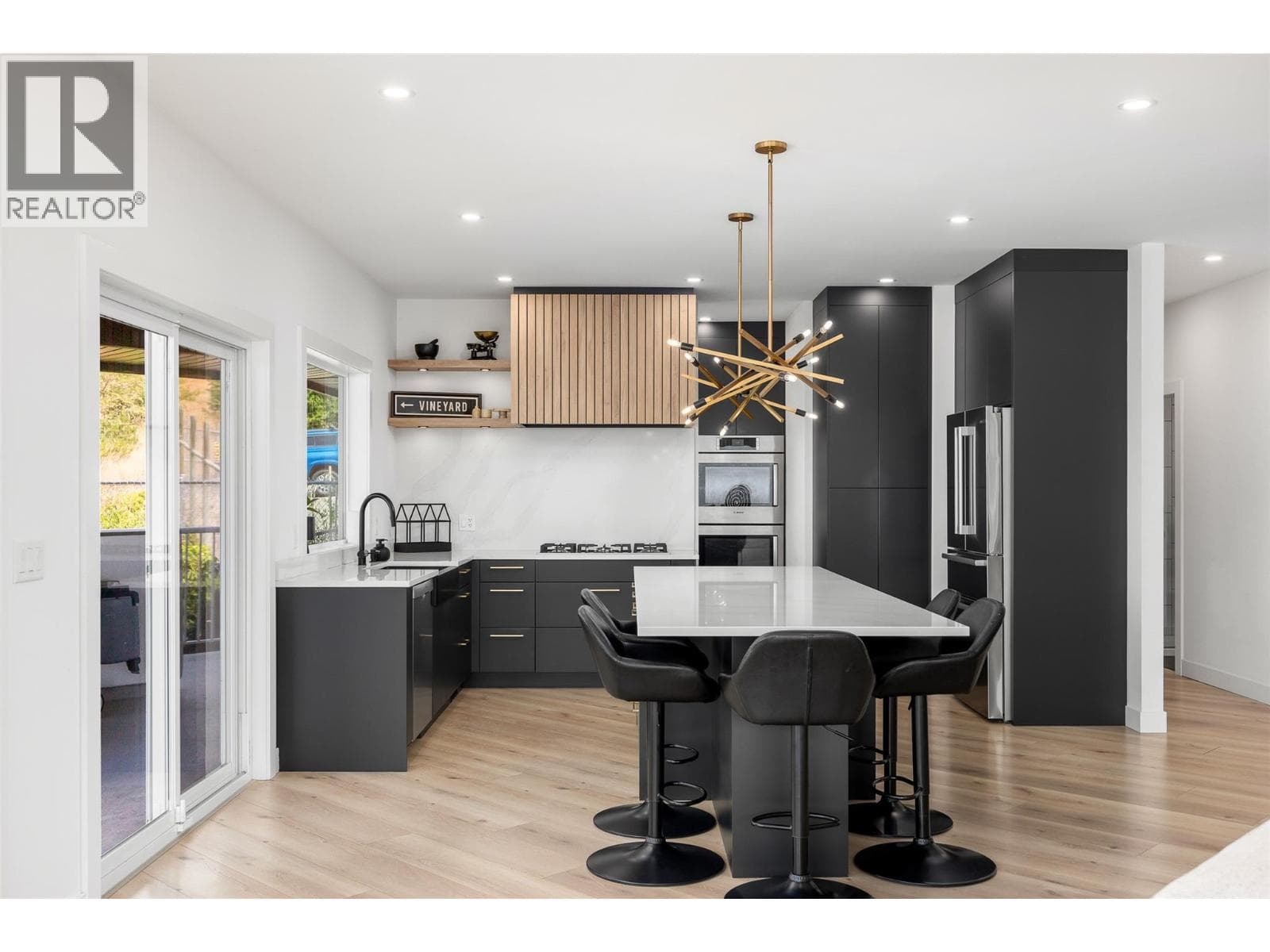 1090 Camp Road, photo 17