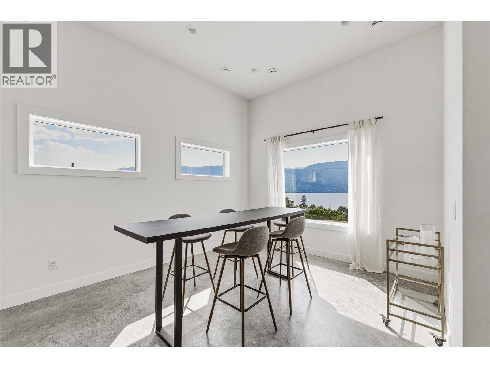 1090 Camp Road, photo 81