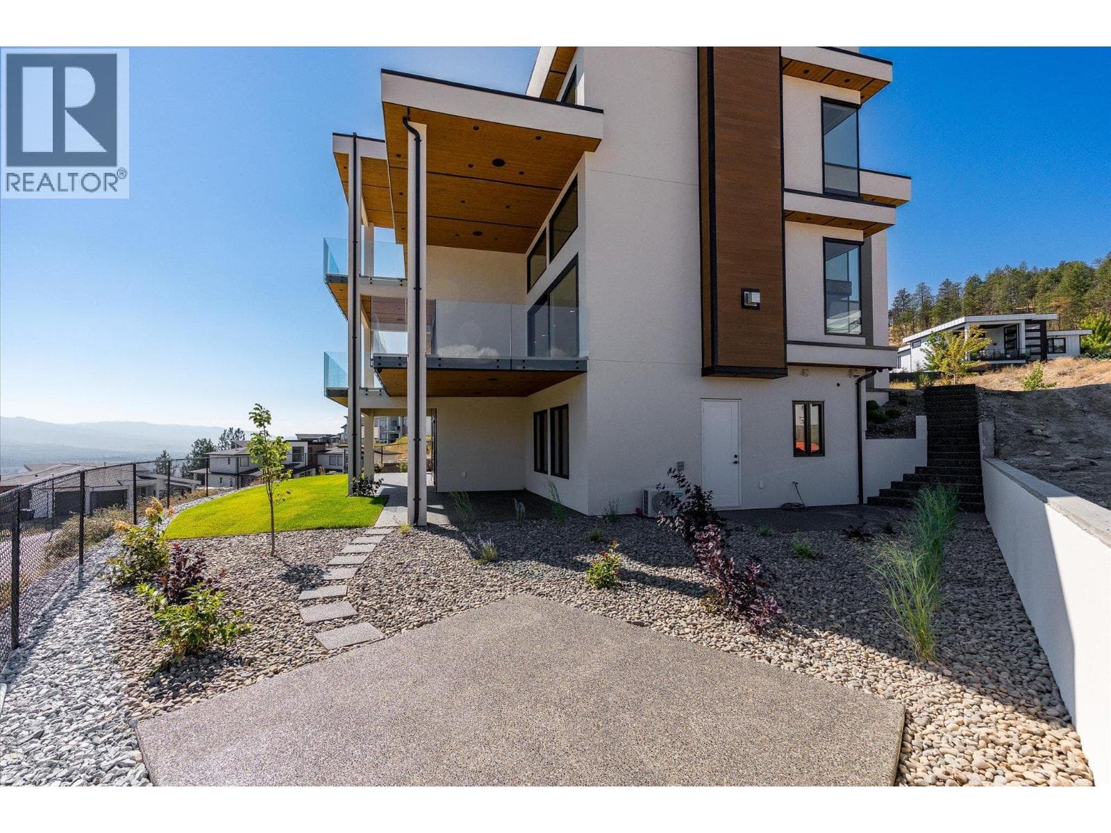 1082 Carnoustie Drive, photo 47