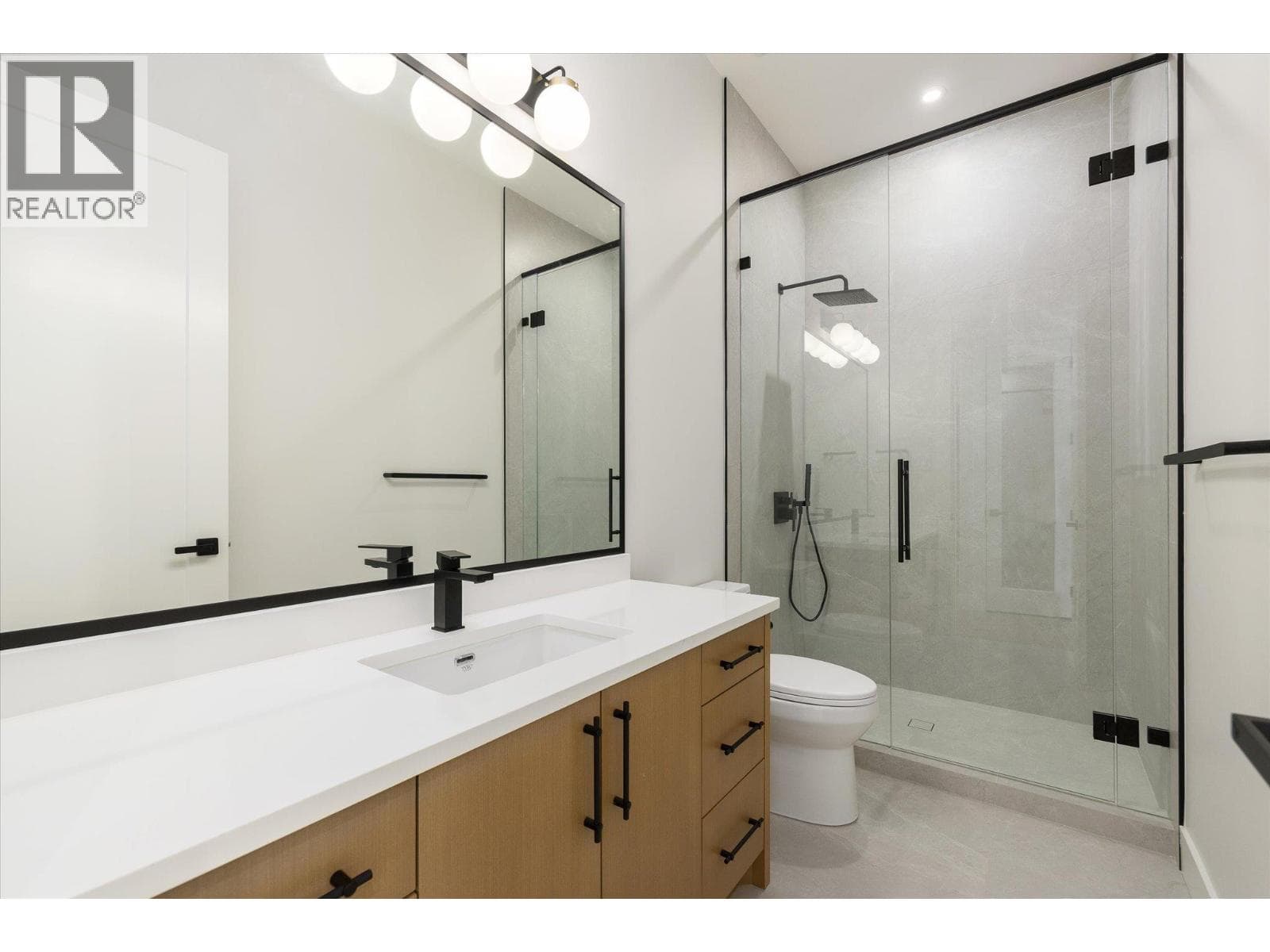 1082 Carnoustie Drive, photo 44