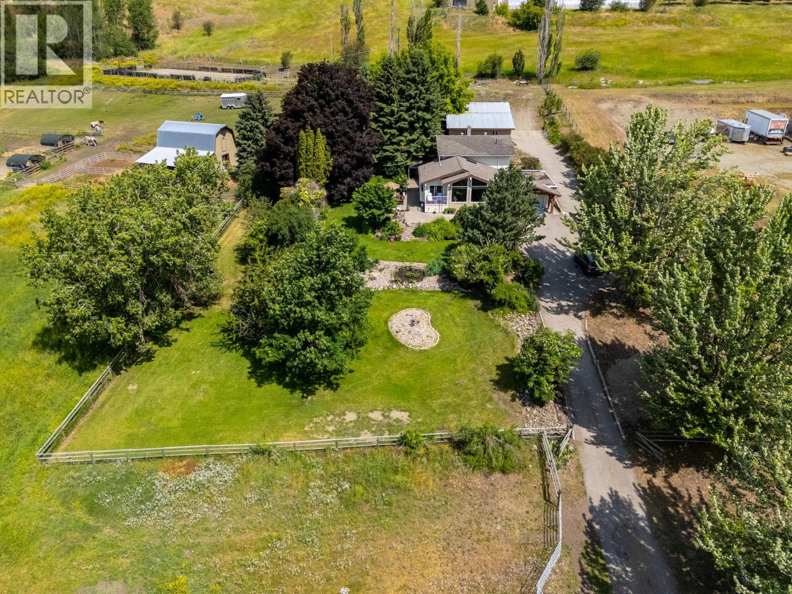 6651 Buchanan Road, photo 1