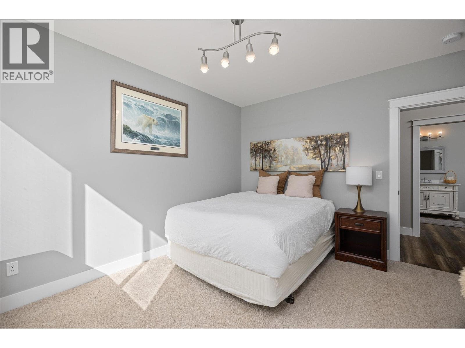 7844 Chew Road, photo 32