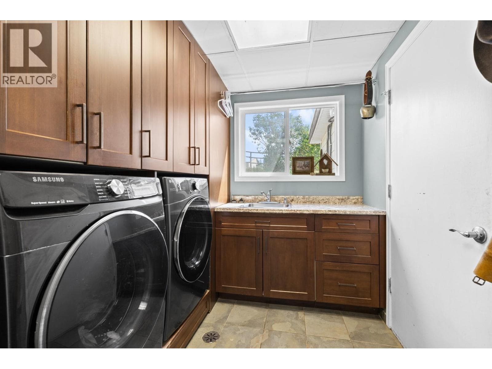 6651 Buchanan Road, photo 35