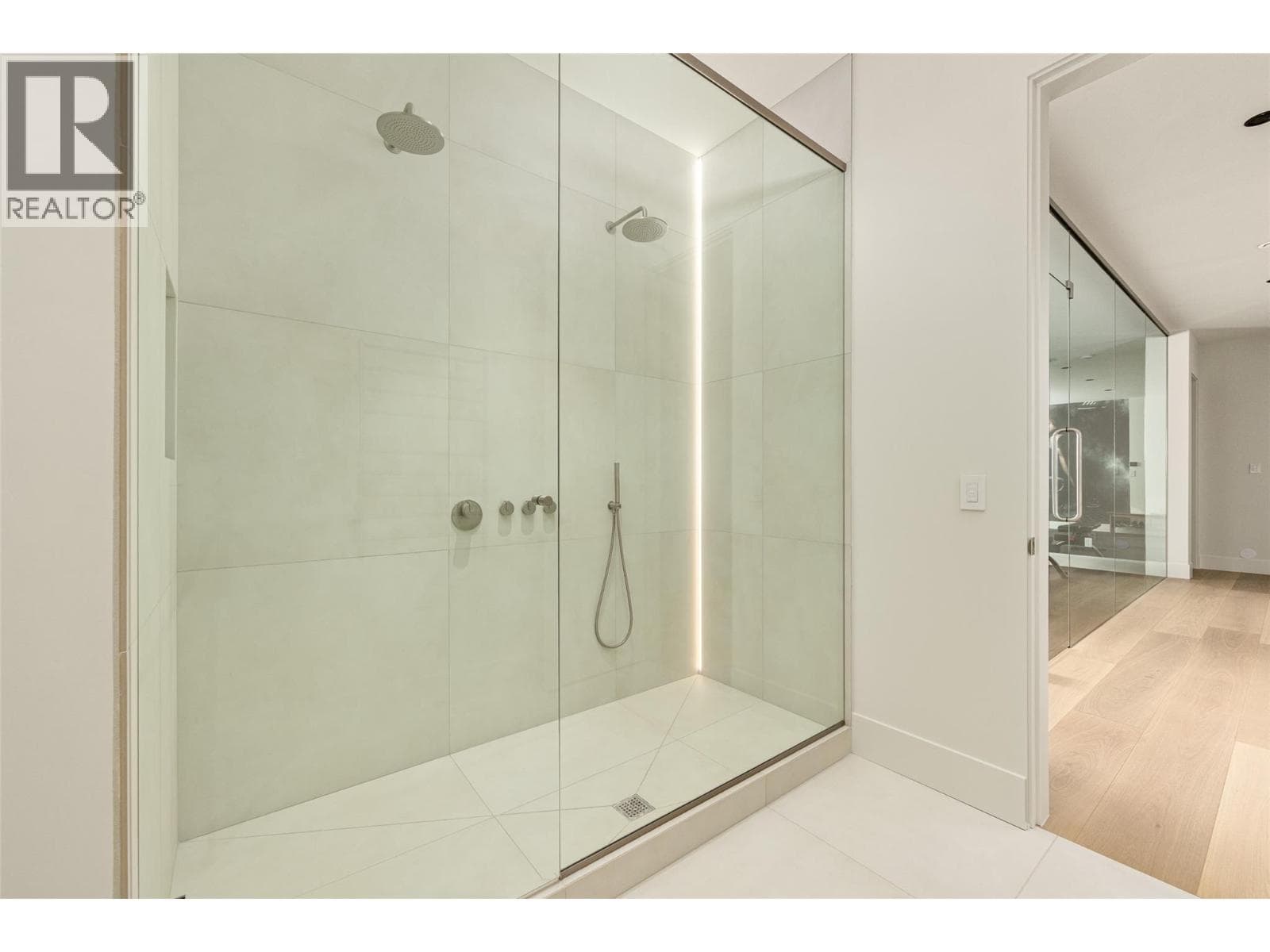 7650 Finch Road, photo 60