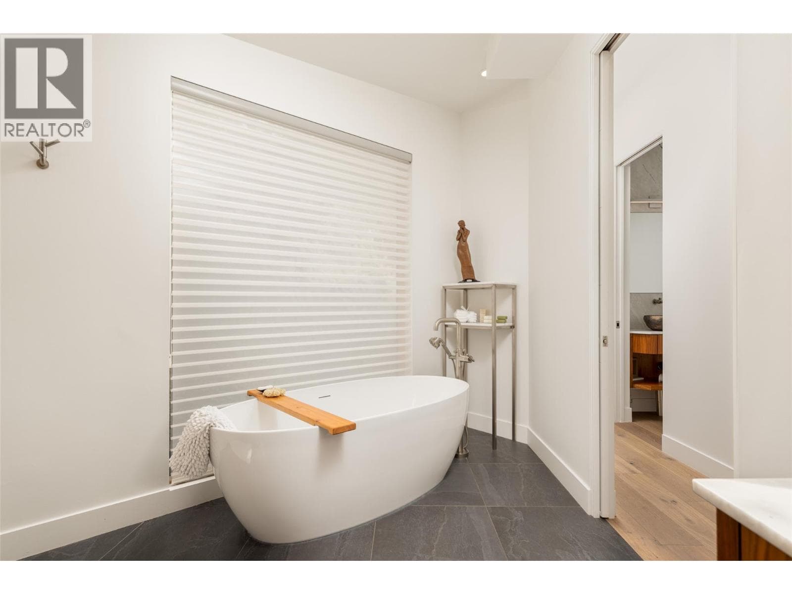 7650 Finch Road, photo 80
