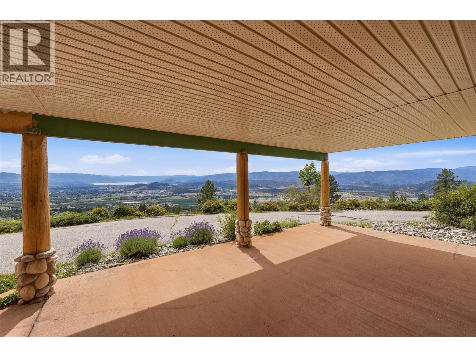 4520 Farmers Drive, photo 98
