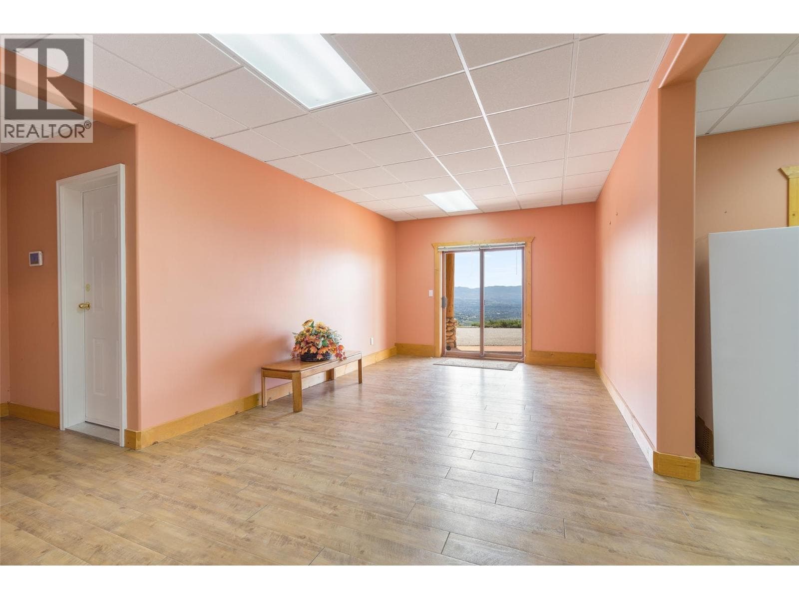 4520 Farmers Drive, photo 88