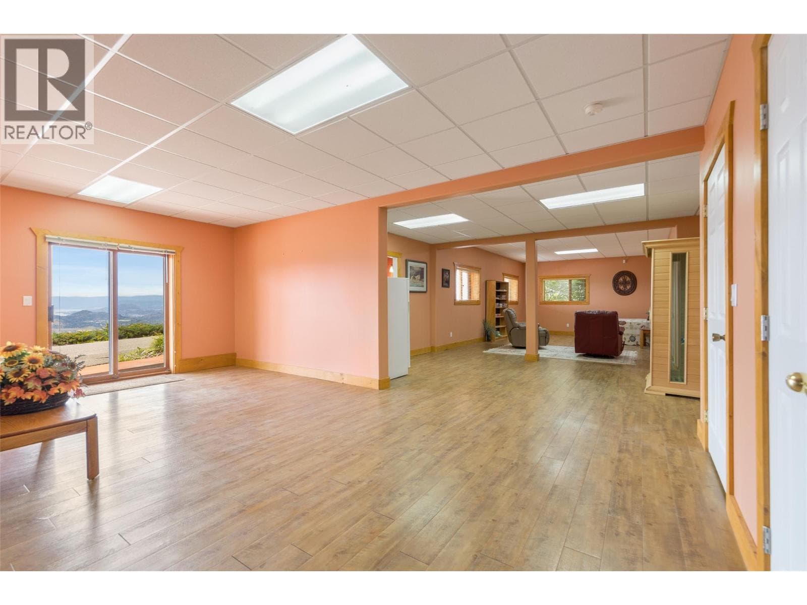 4520 Farmers Drive, photo 89