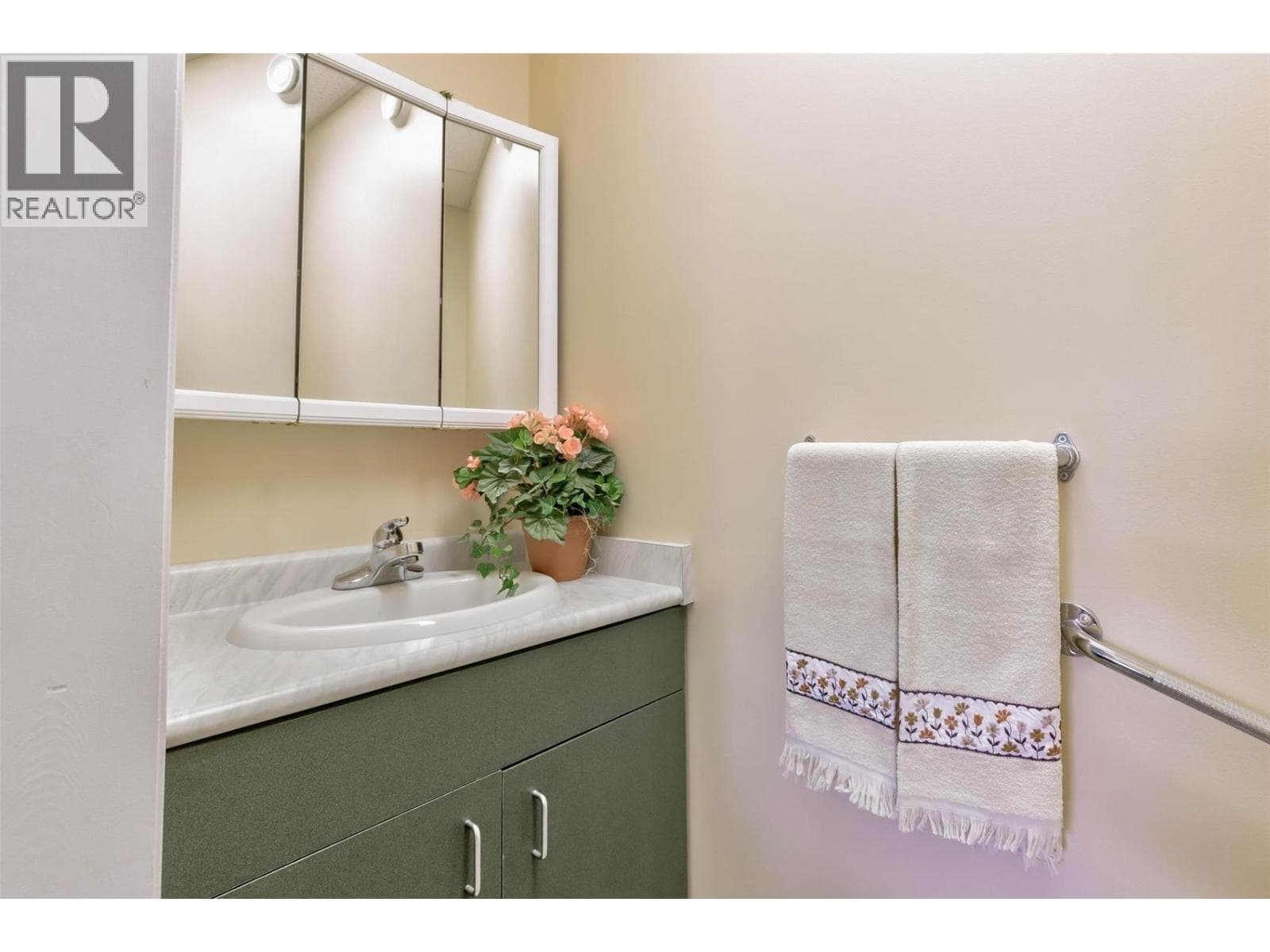 15829 Greenhow Road, photo 42